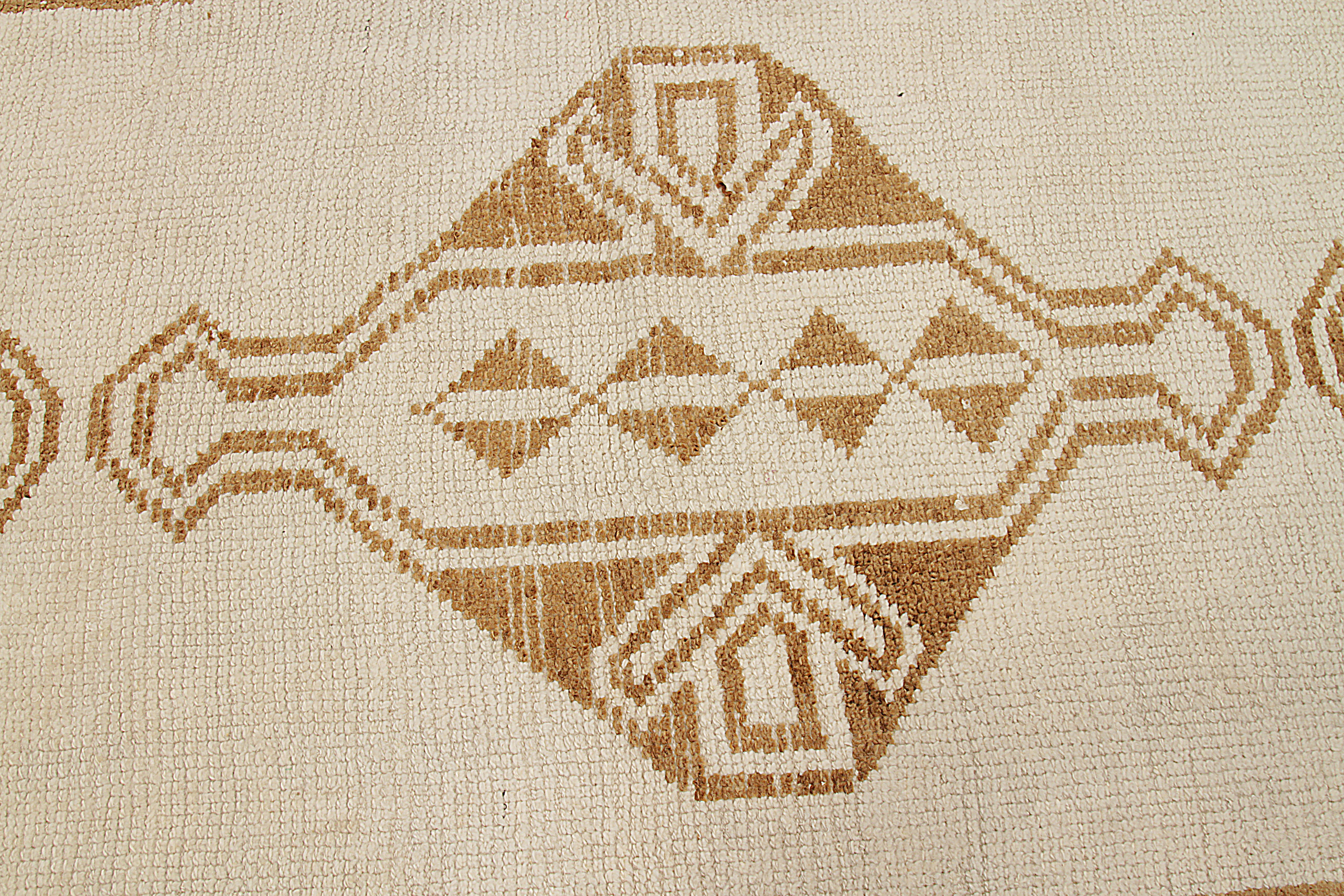 Thumbnail 2 for 92537