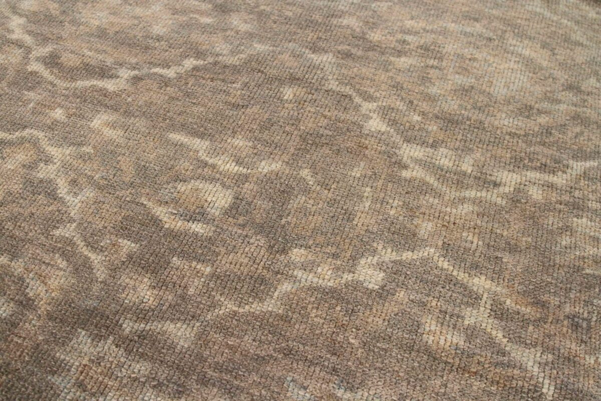 Thumbnail 13 for Persian Oushak Transitional Rug 70112