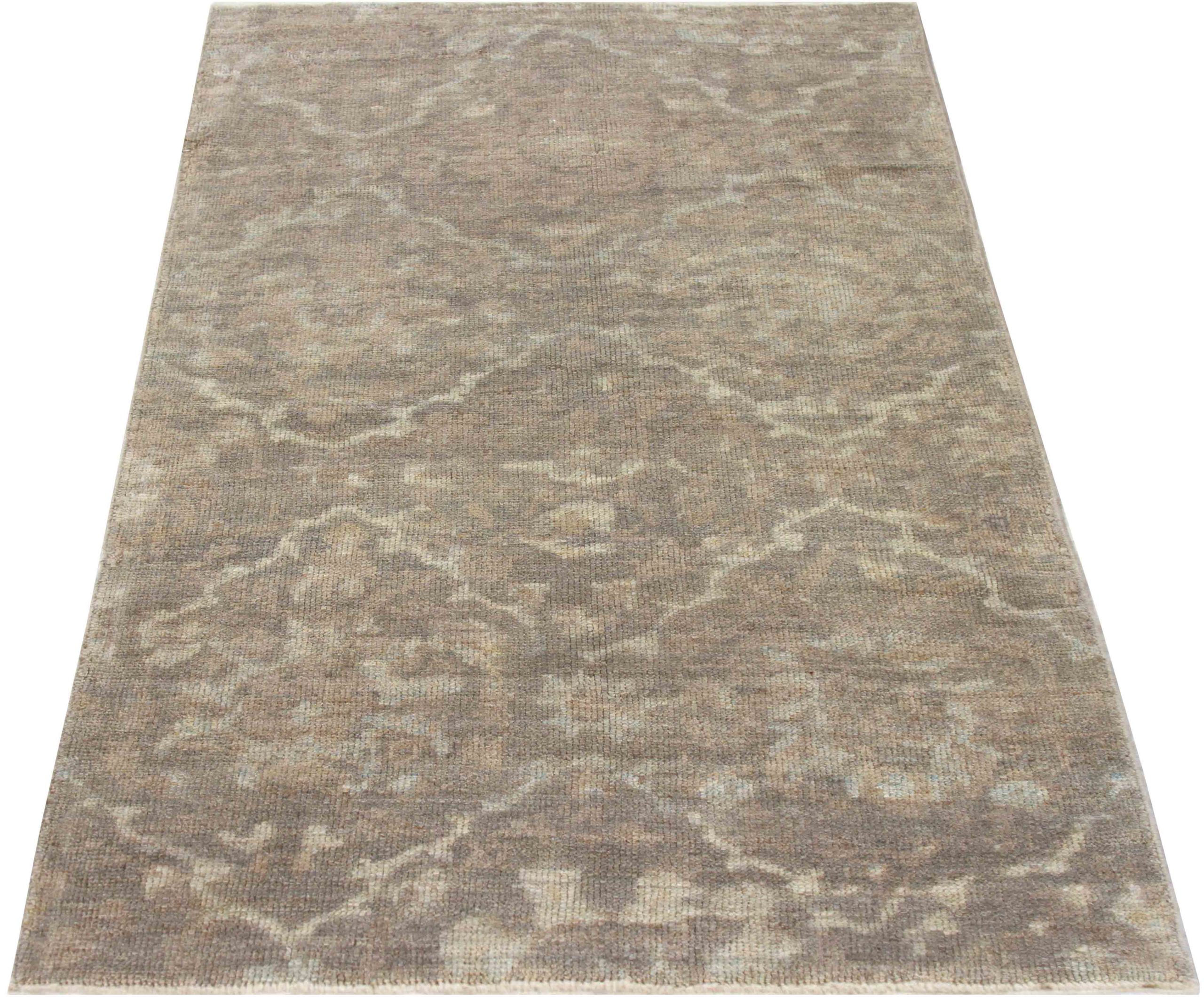 Thumbnail 5 for Persian Oushak Transitional Rug 70112