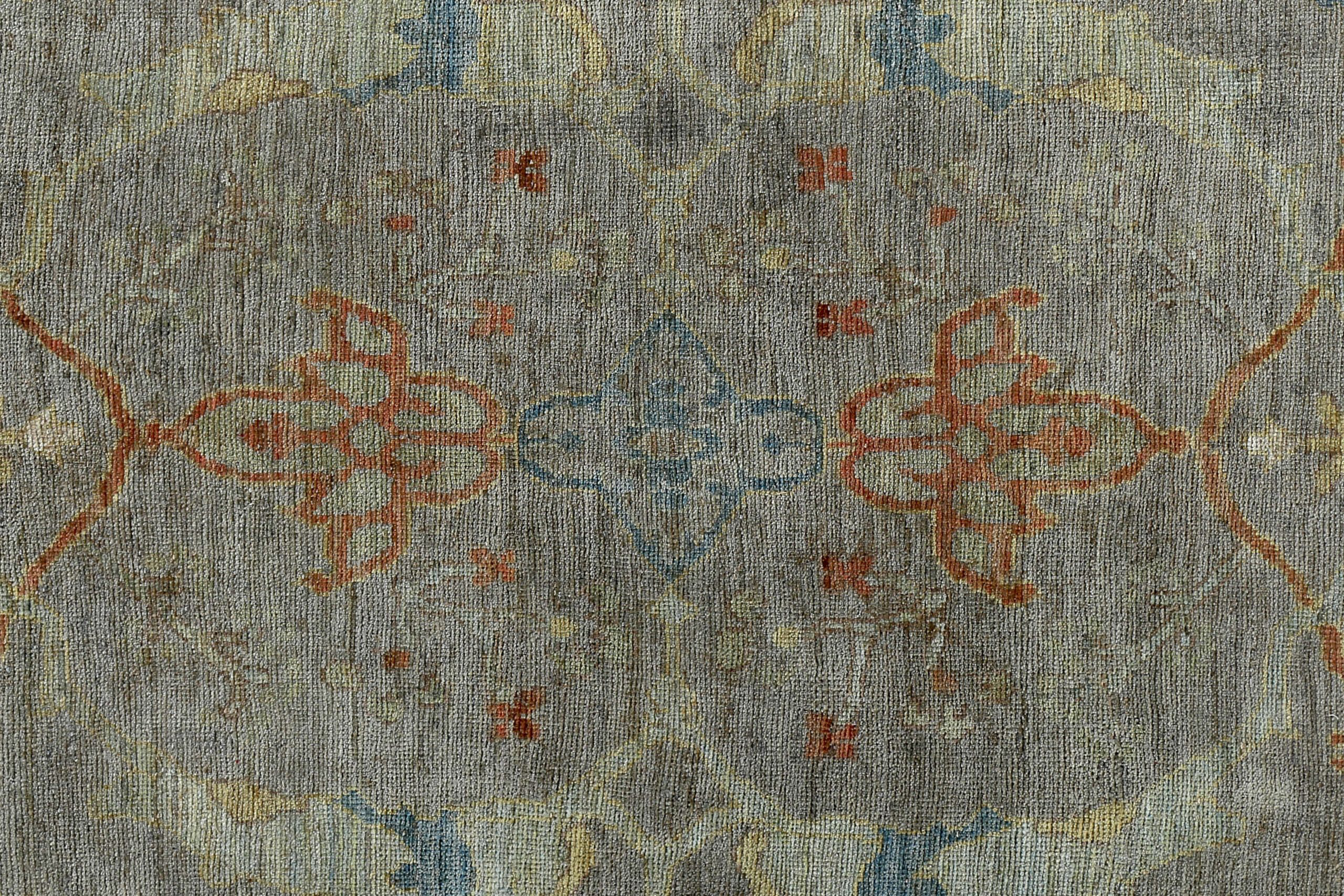 Thumbnail 4 for Persian Sultanabad Traditional Rug 89351