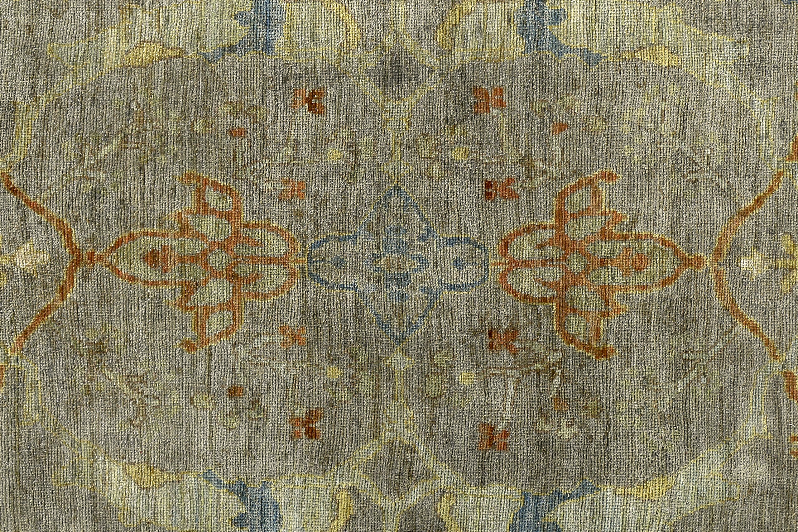Thumbnail 2 for Persian Sultanabad Traditional Rug 89351
