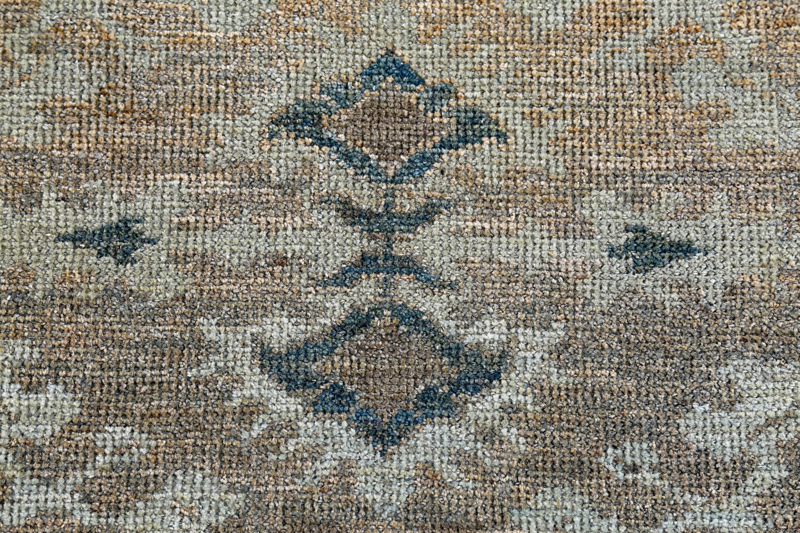 Thumbnail 5 for Persian Sultanabad Transitional Rug 89374