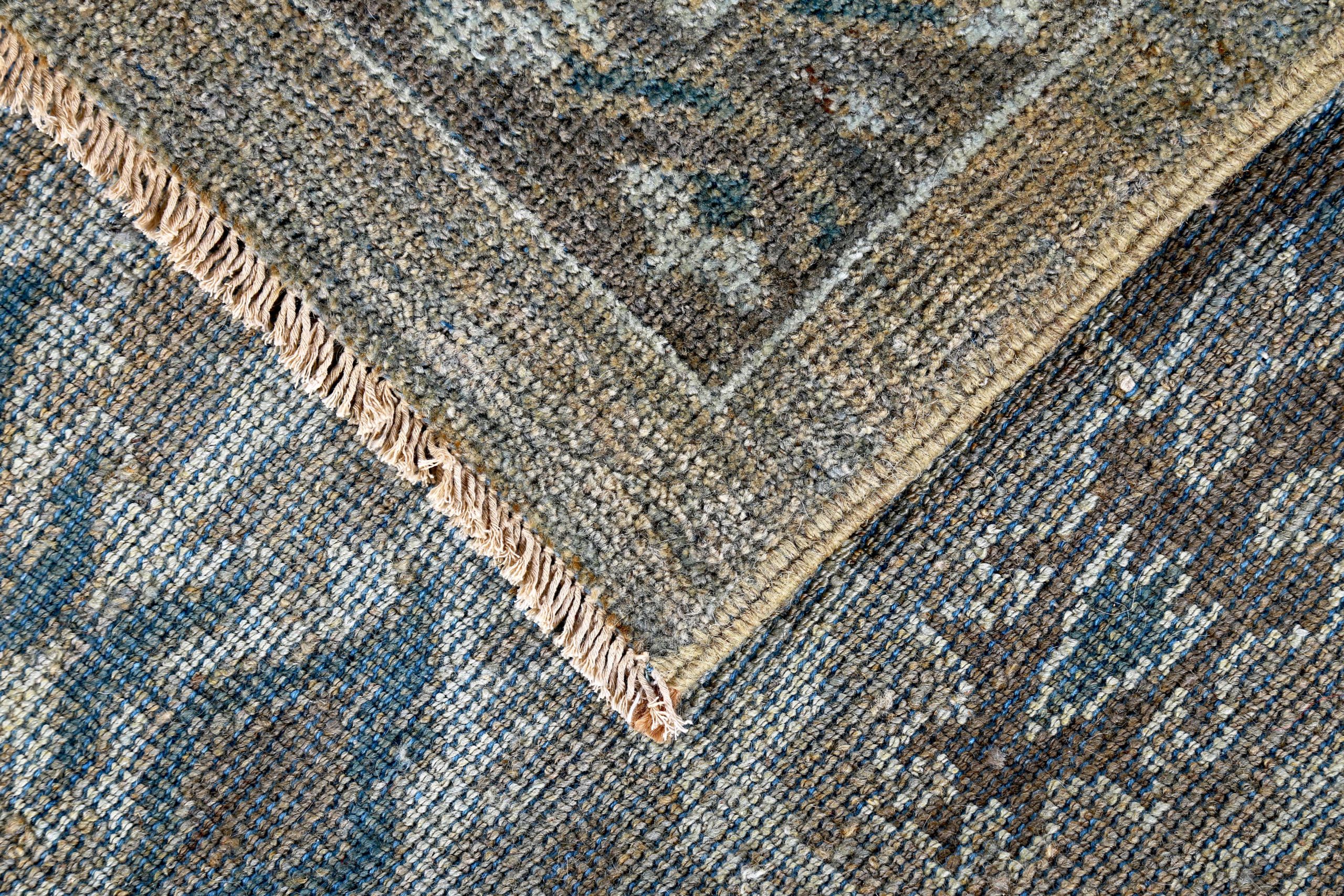 Thumbnail 4 for Persian Sultanabad Transitional Rug 89374