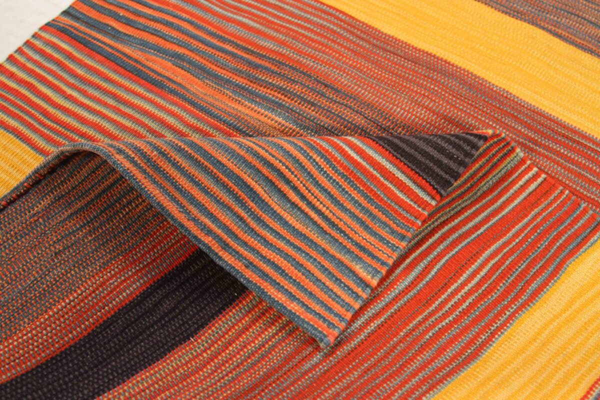 Thumbnail 11 for Persian Transitional Rug 70149