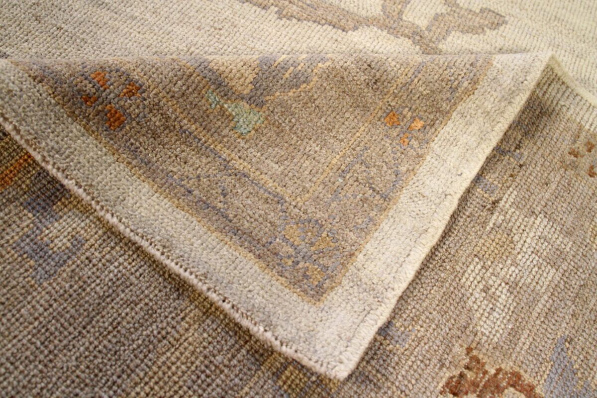 Thumbnail 14 for Persian Oushak Traditional Rug 88092