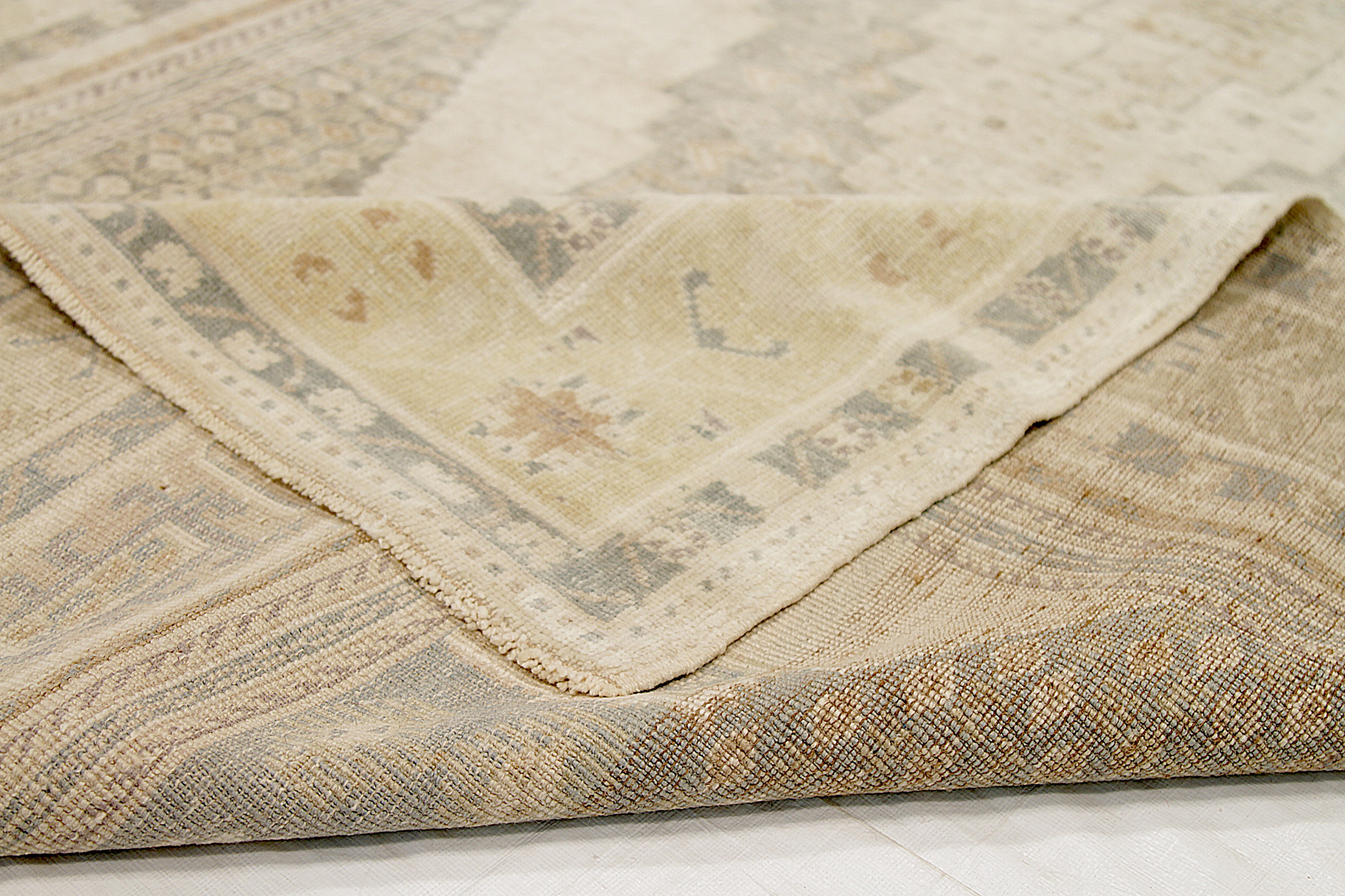 Thumbnail 7 for Antique Turkey Traditional Rug 92512