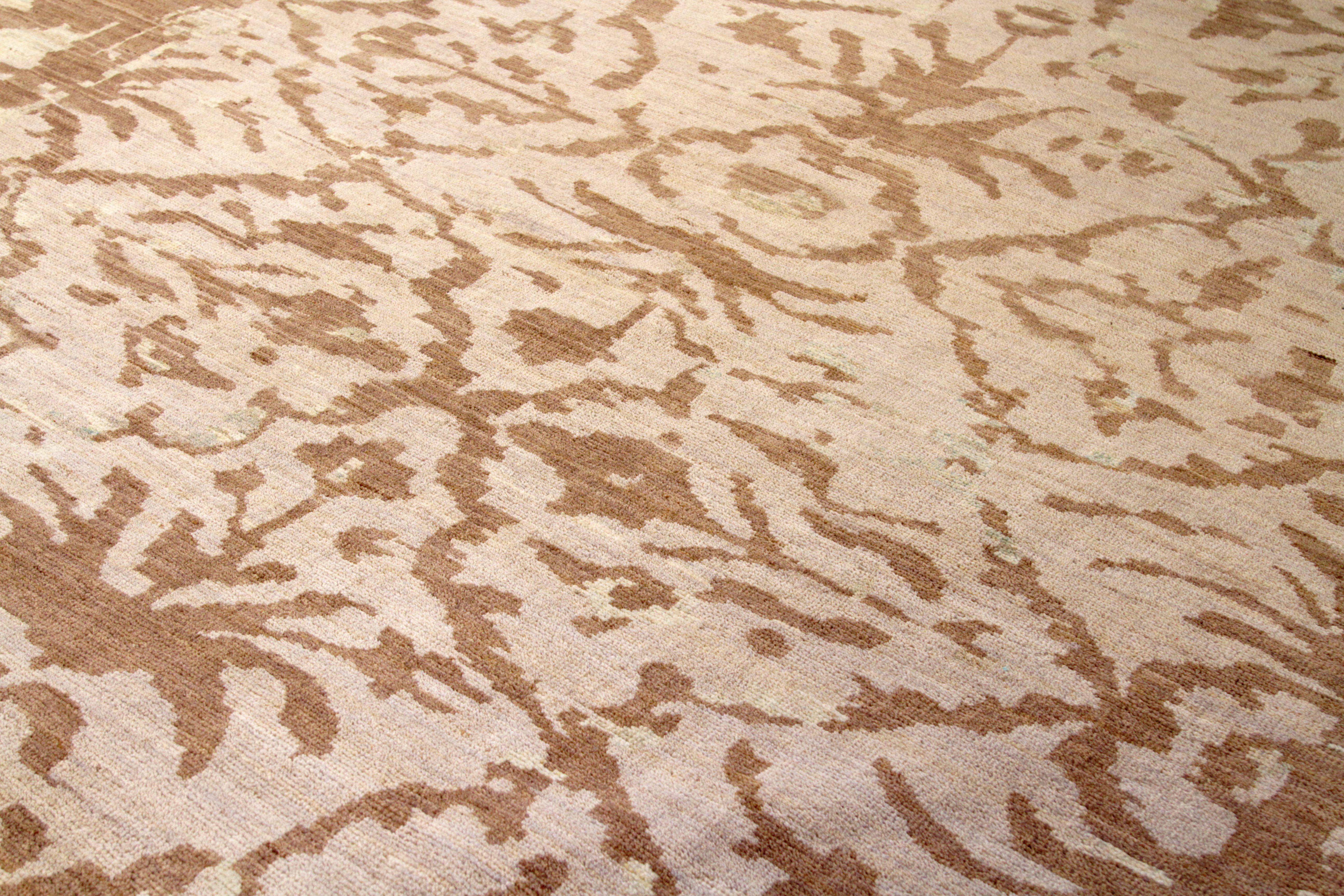 Thumbnail 5 for Persian Oushak Transitional Rug 88072