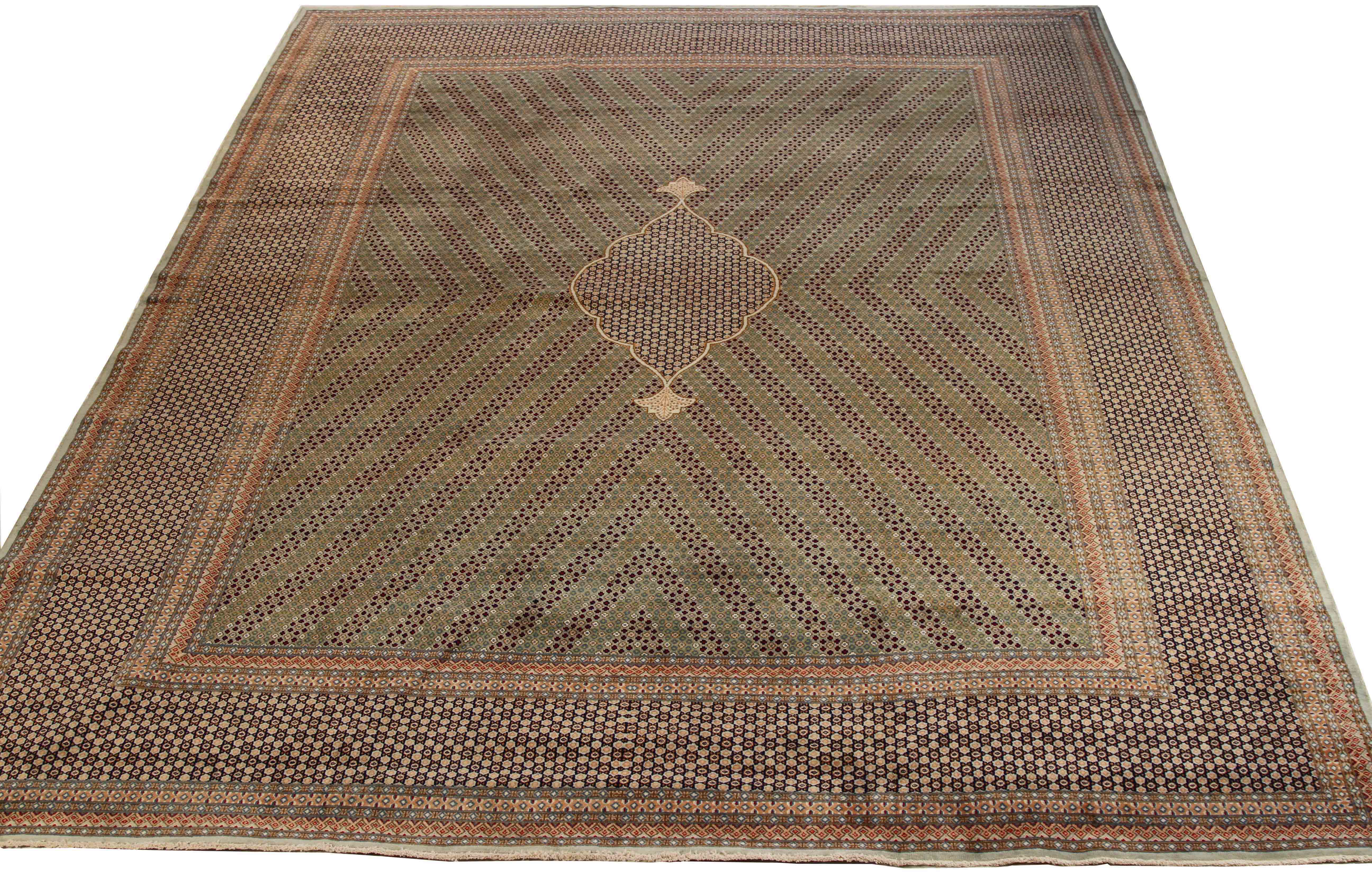 Thumbnail 4 for Antique Persian Kerman Transitional Rug 70202