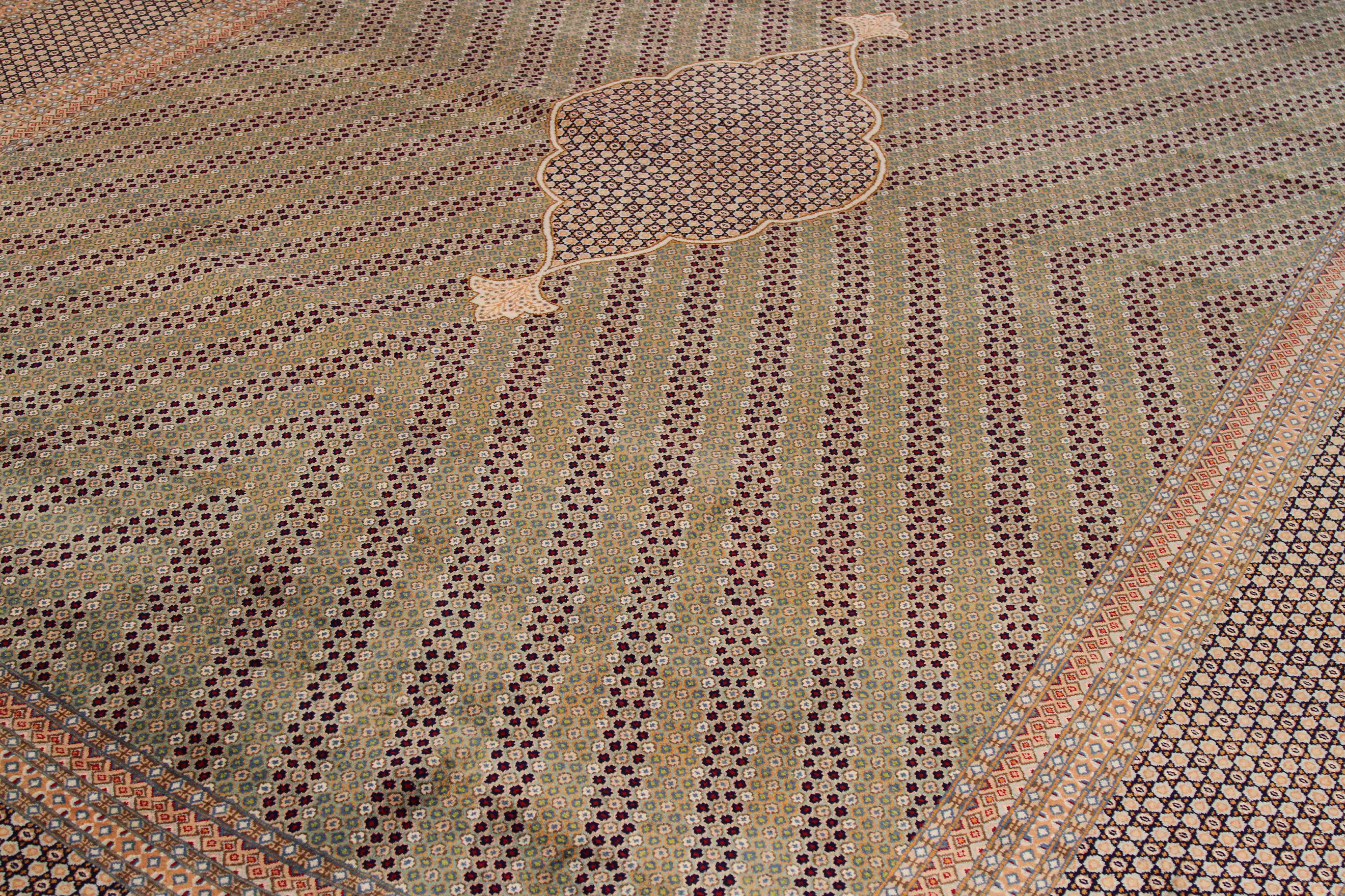 Thumbnail 3 for Antique Persian Kerman Transitional Rug 70202