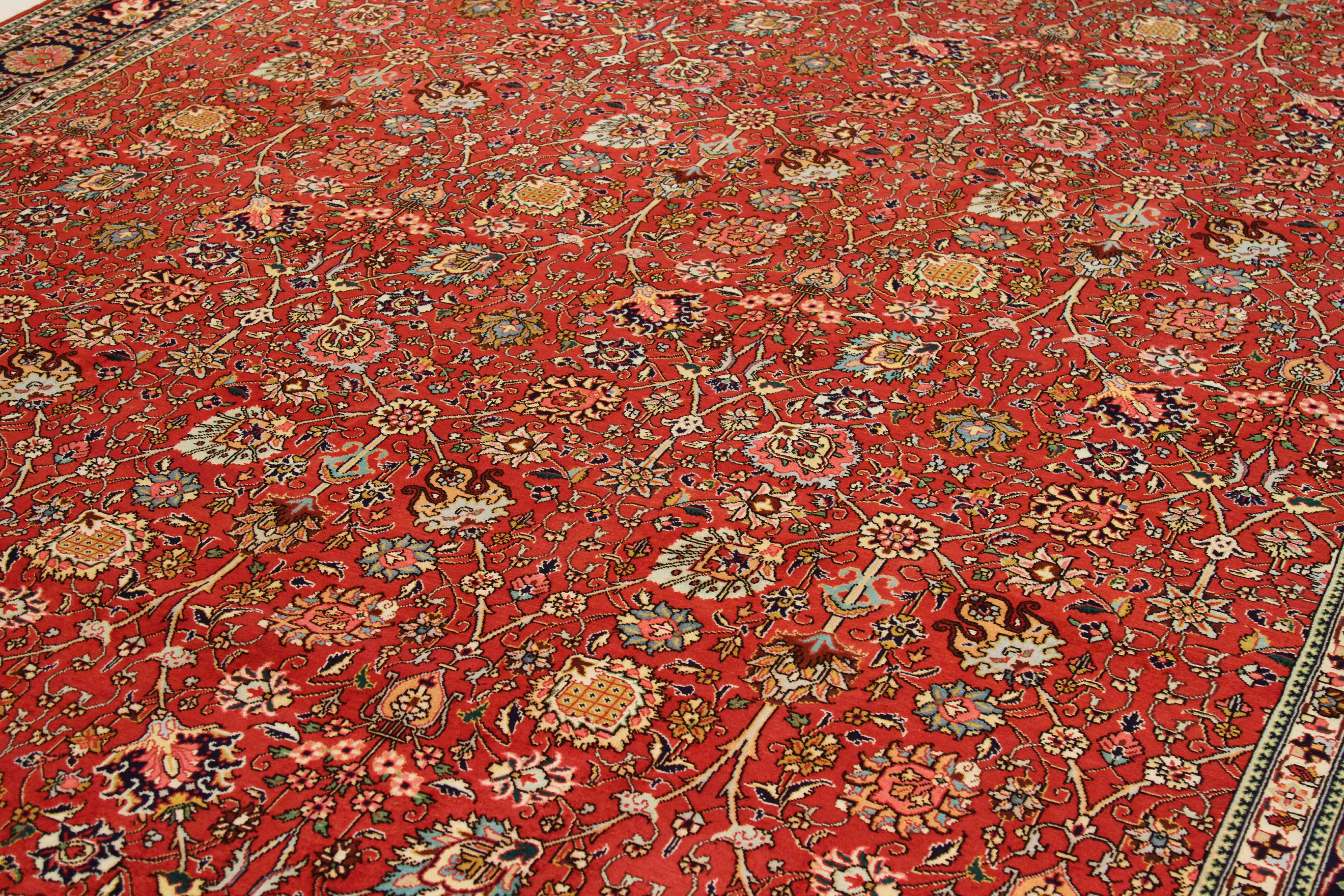 Thumbnail 2 for Antique Persian Tabriz Traditional Rug 70193