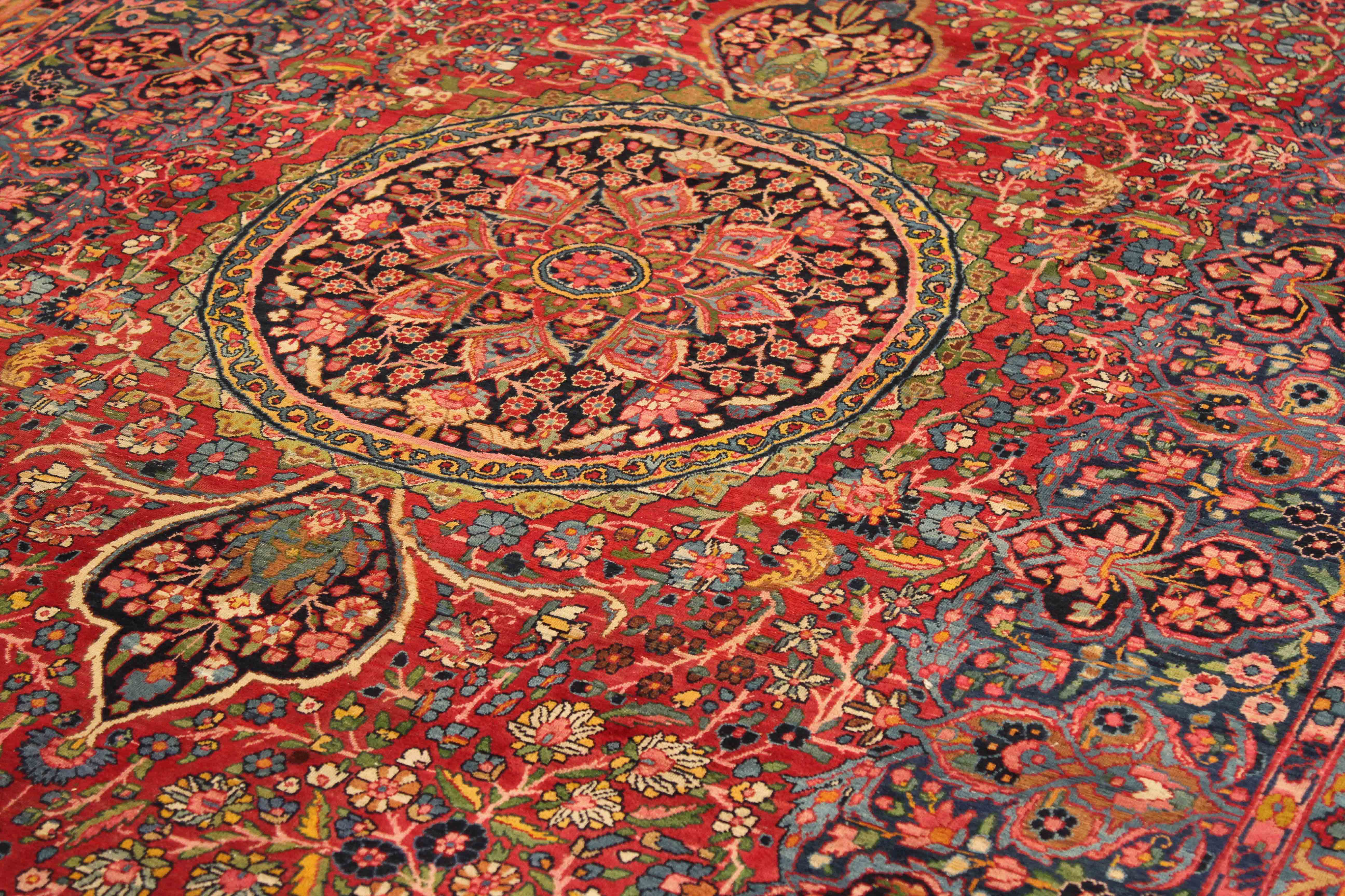 Thumbnail 2 for Antique Persian Yazd Traditional Rug 70269