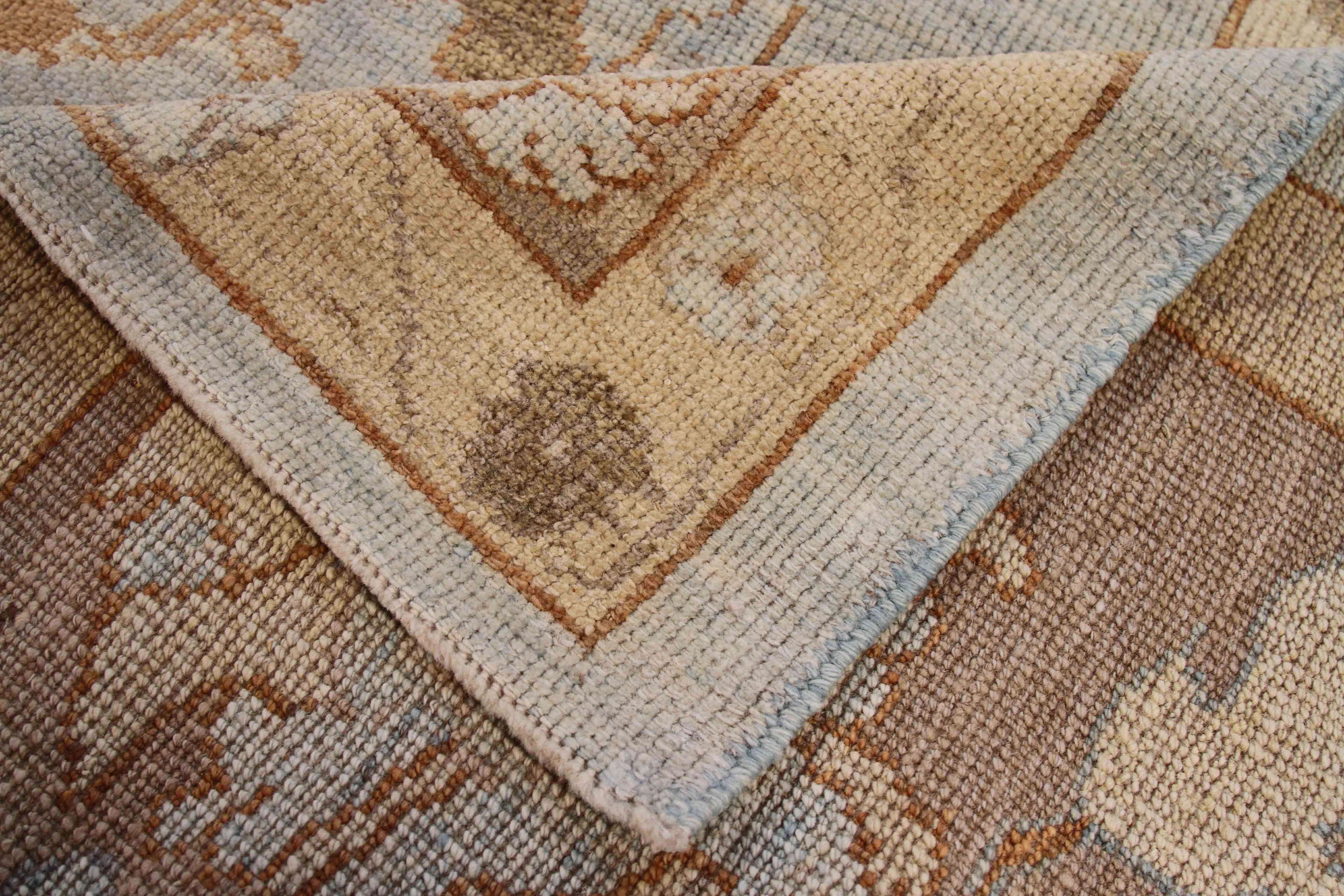 Thumbnail 3 for Persian Oushak Transitional Rug 70213