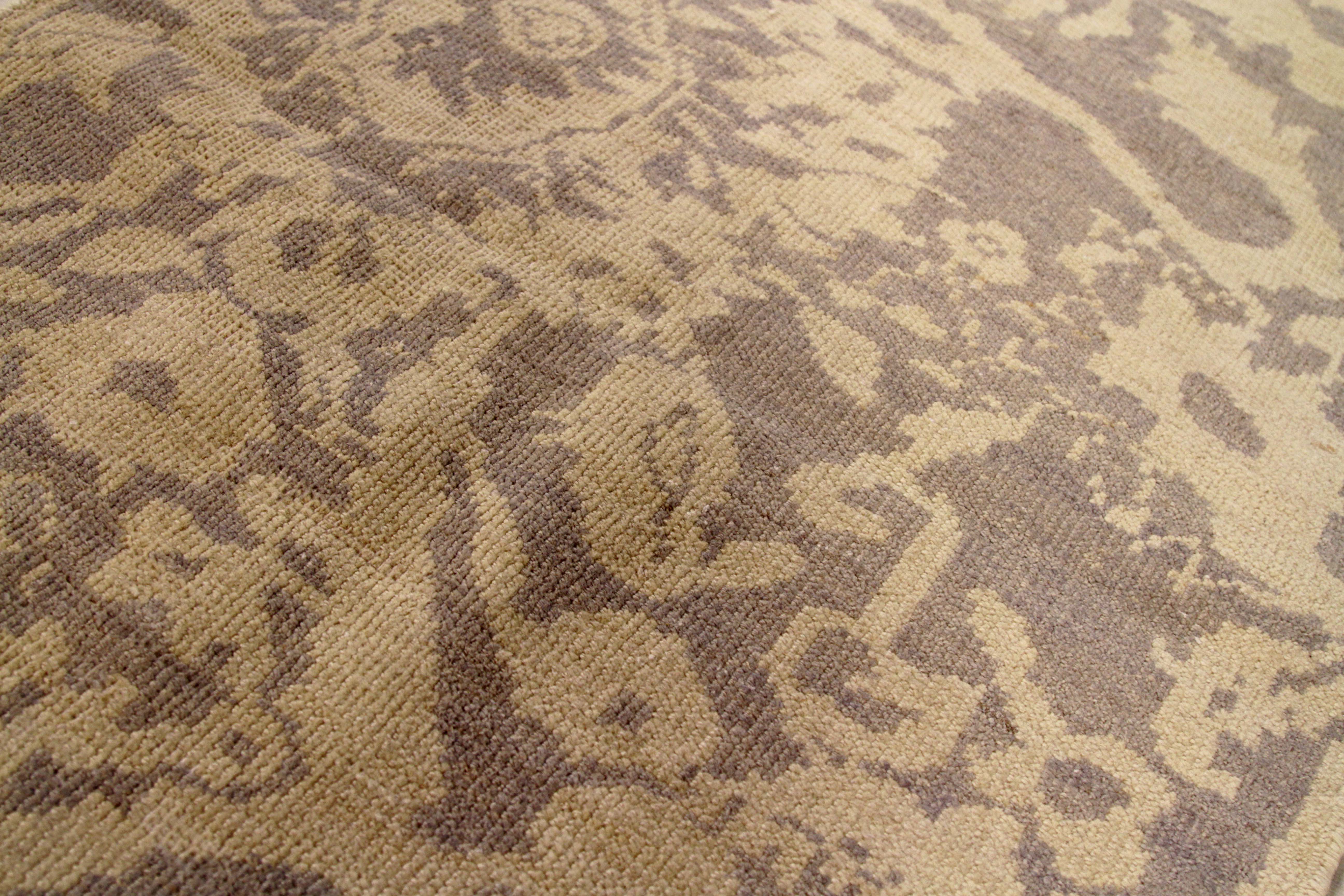 Thumbnail 9 for Persian Oushak Transitional Rug 88140