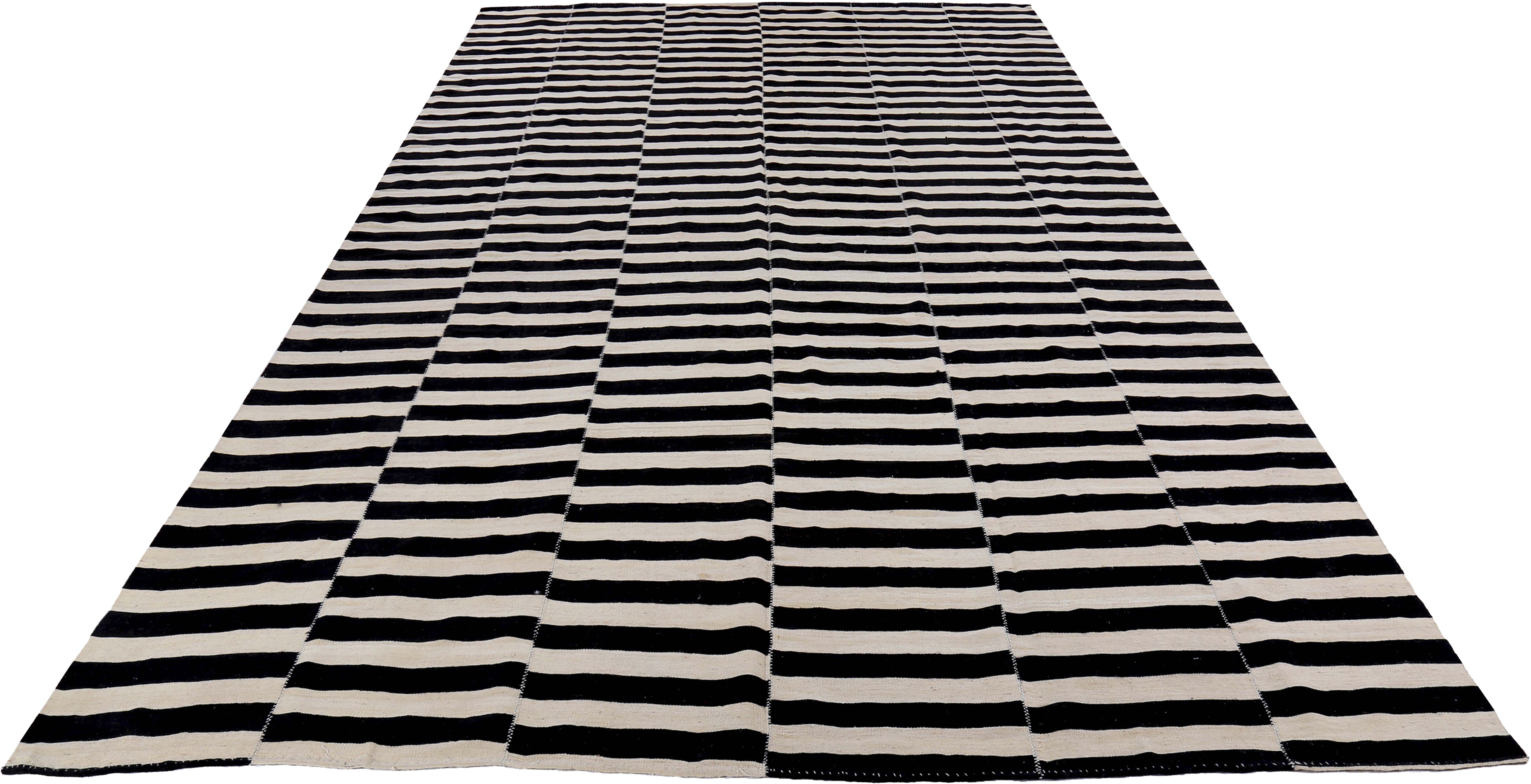 Thumbnail 2 for Persian Transitional Rug 89316