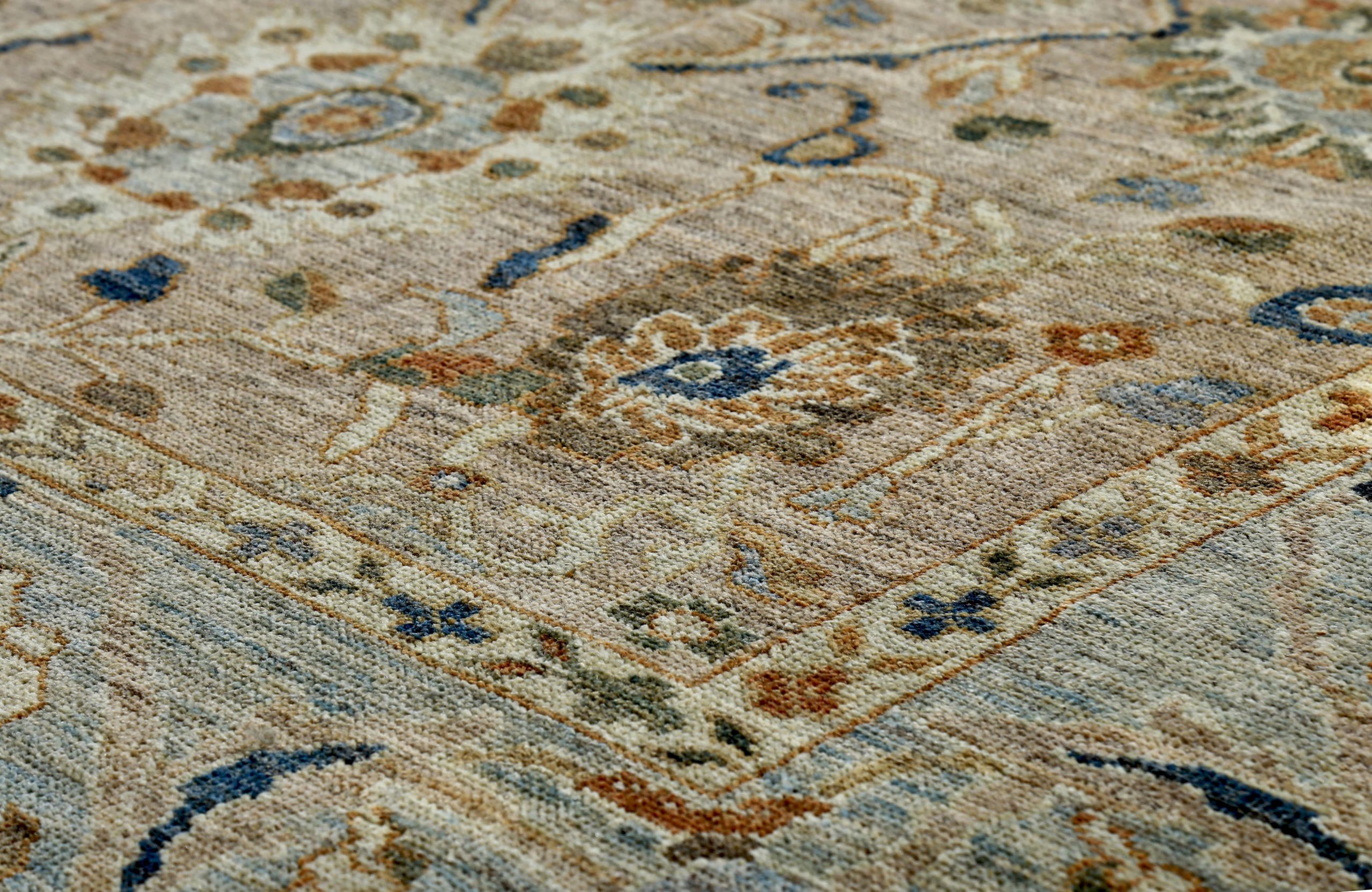 Thumbnail 8 for Persian Sultanabad Traditional Rug 89325