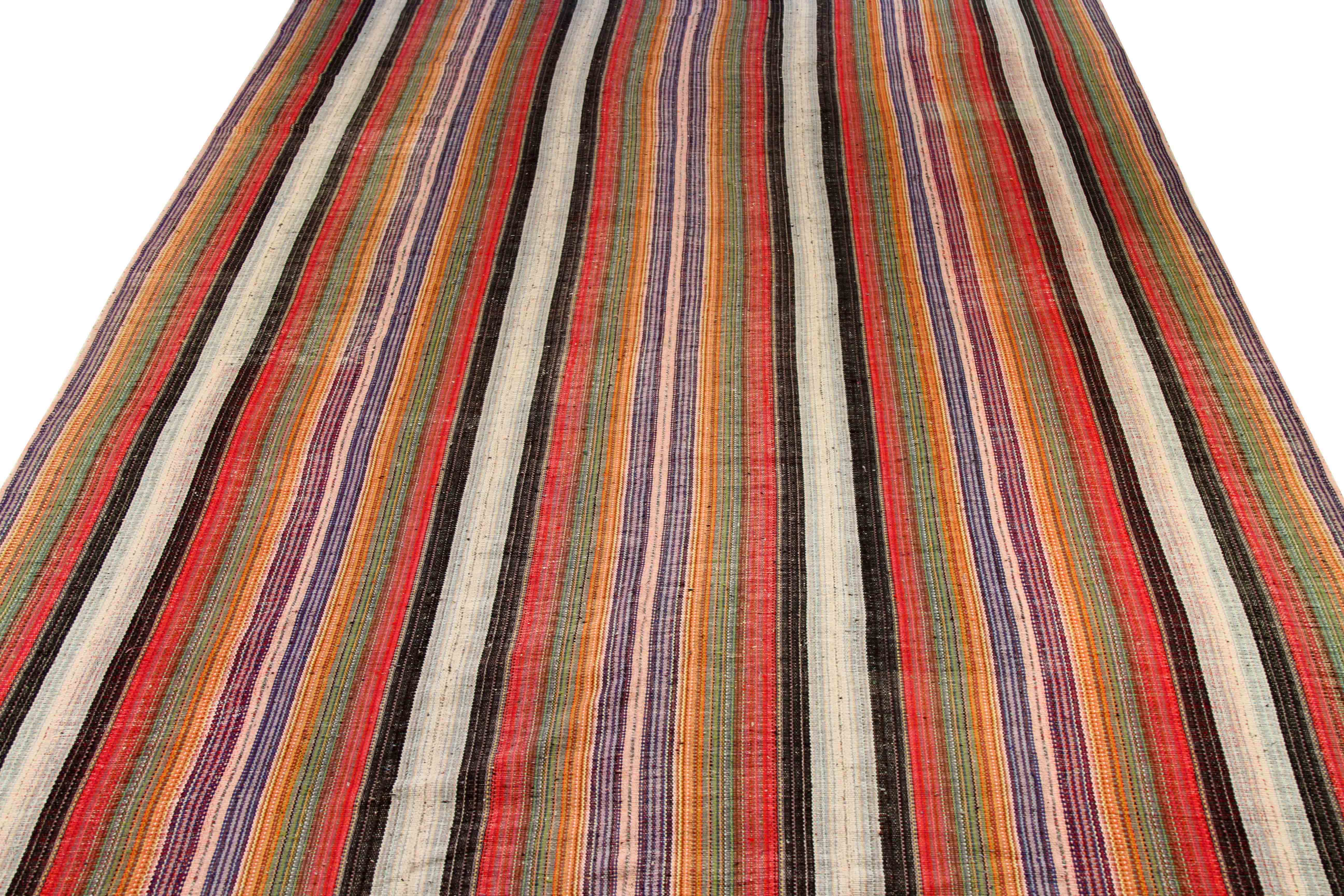 Thumbnail 3 for Persian Transitional Rug 70374