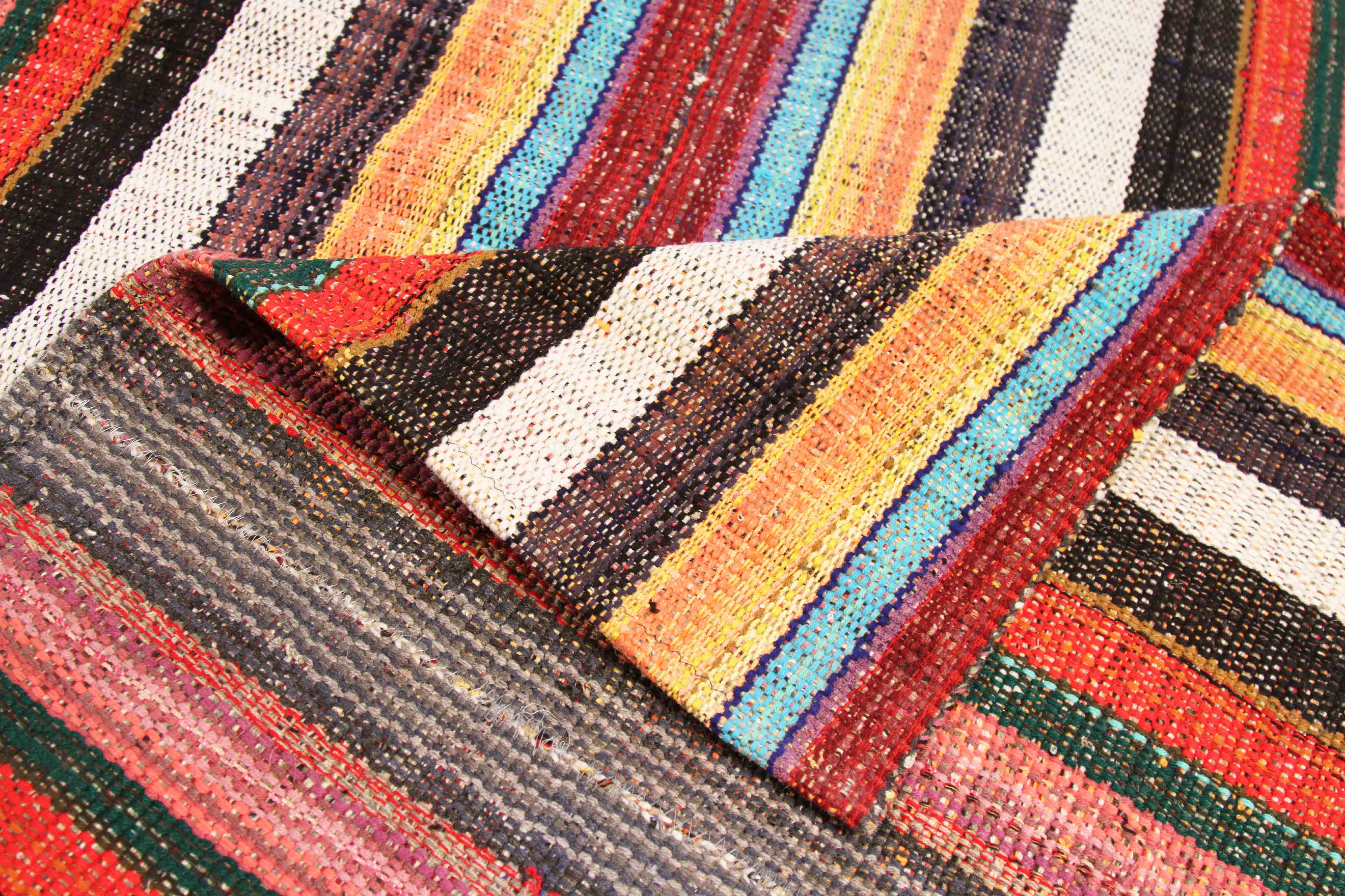 Thumbnail 4 for Persian Transitional Rug 70376