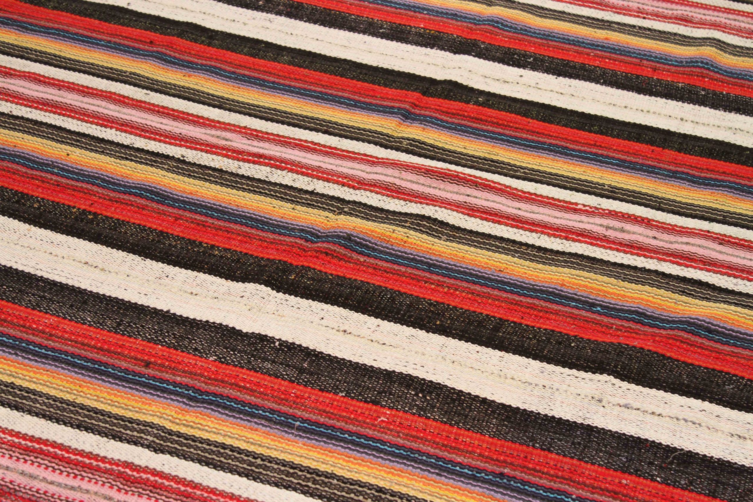 Thumbnail 5 for Persian Transitional Rug 70359