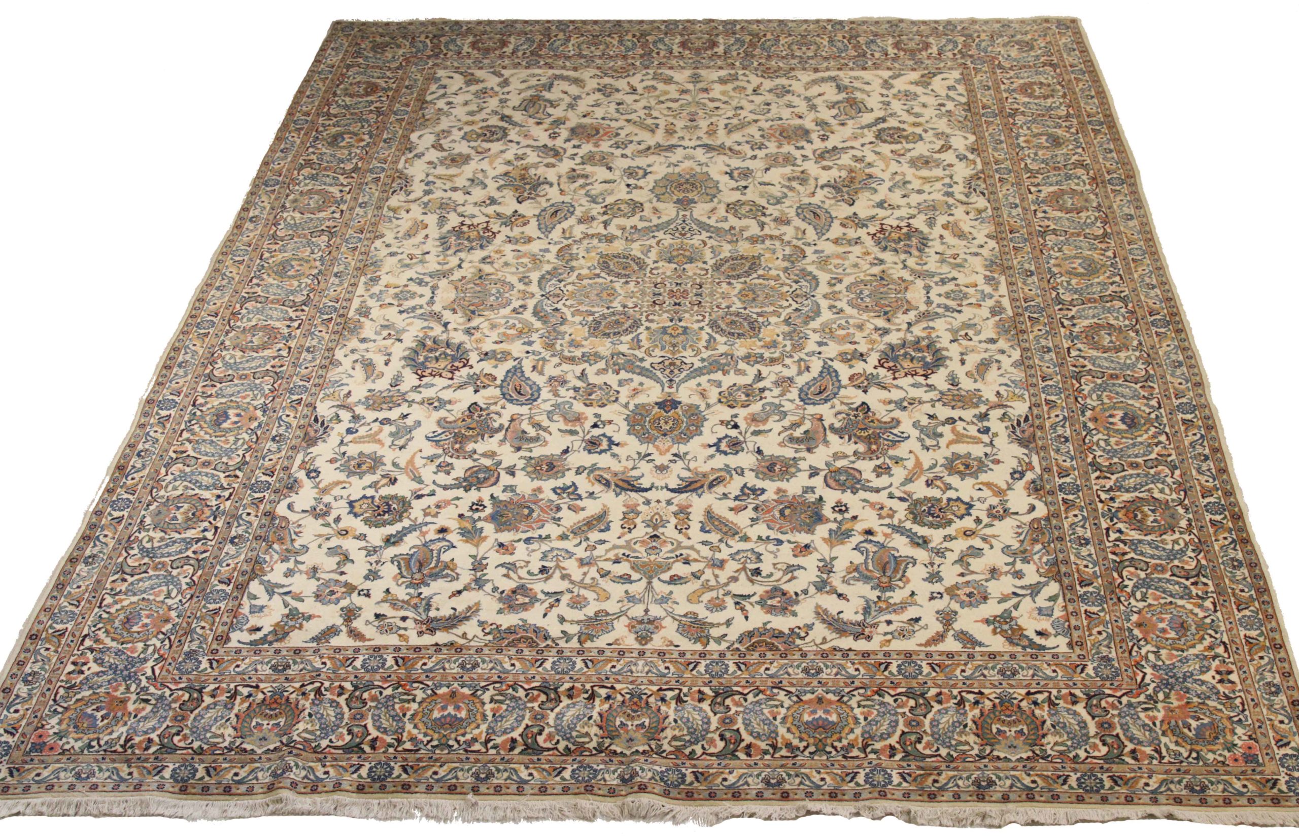 Thumbnail 15 for Persian Kashan Traditional Rug 10386