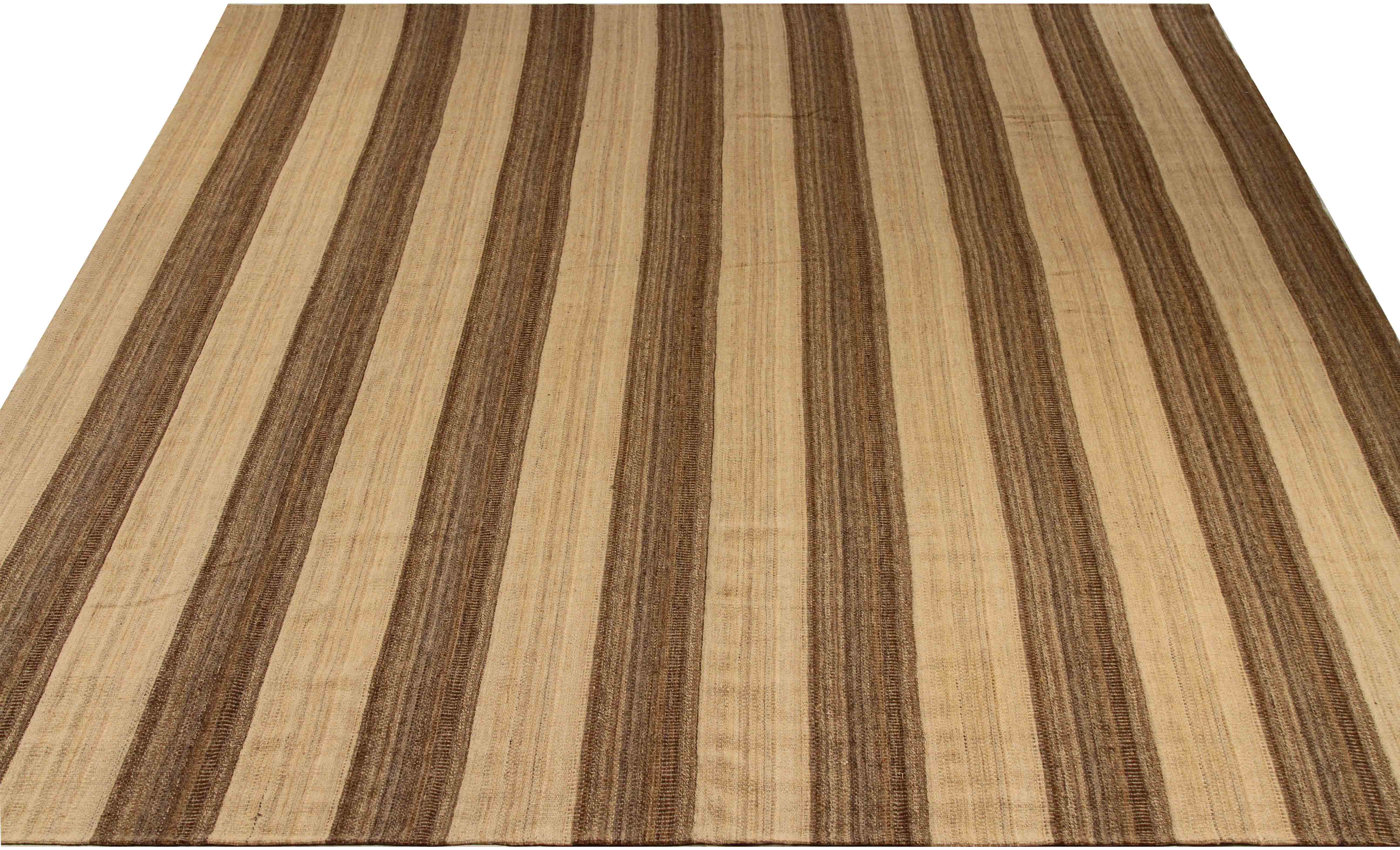 Thumbnail 3 for Persian Transitional Rug 70429