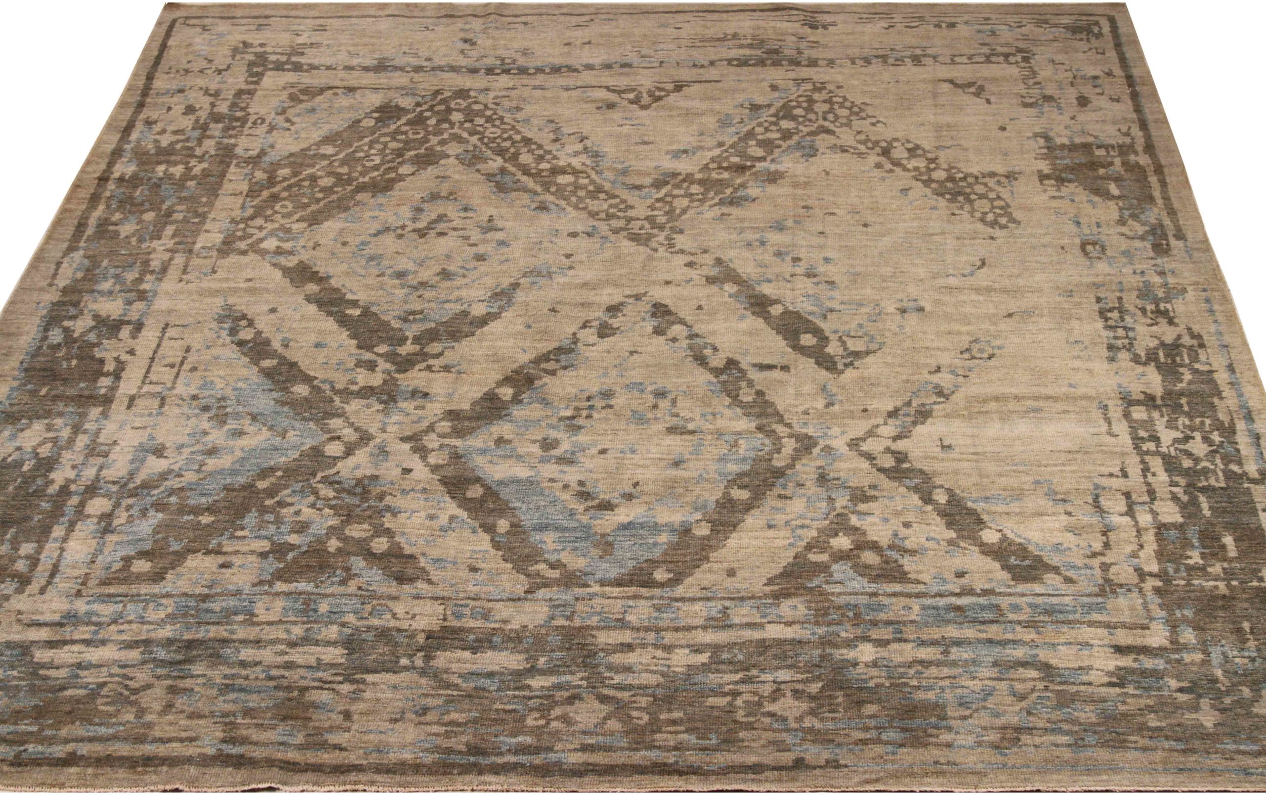 Thumbnail 6 for Persian Sultanabad Transitional Rug 70434