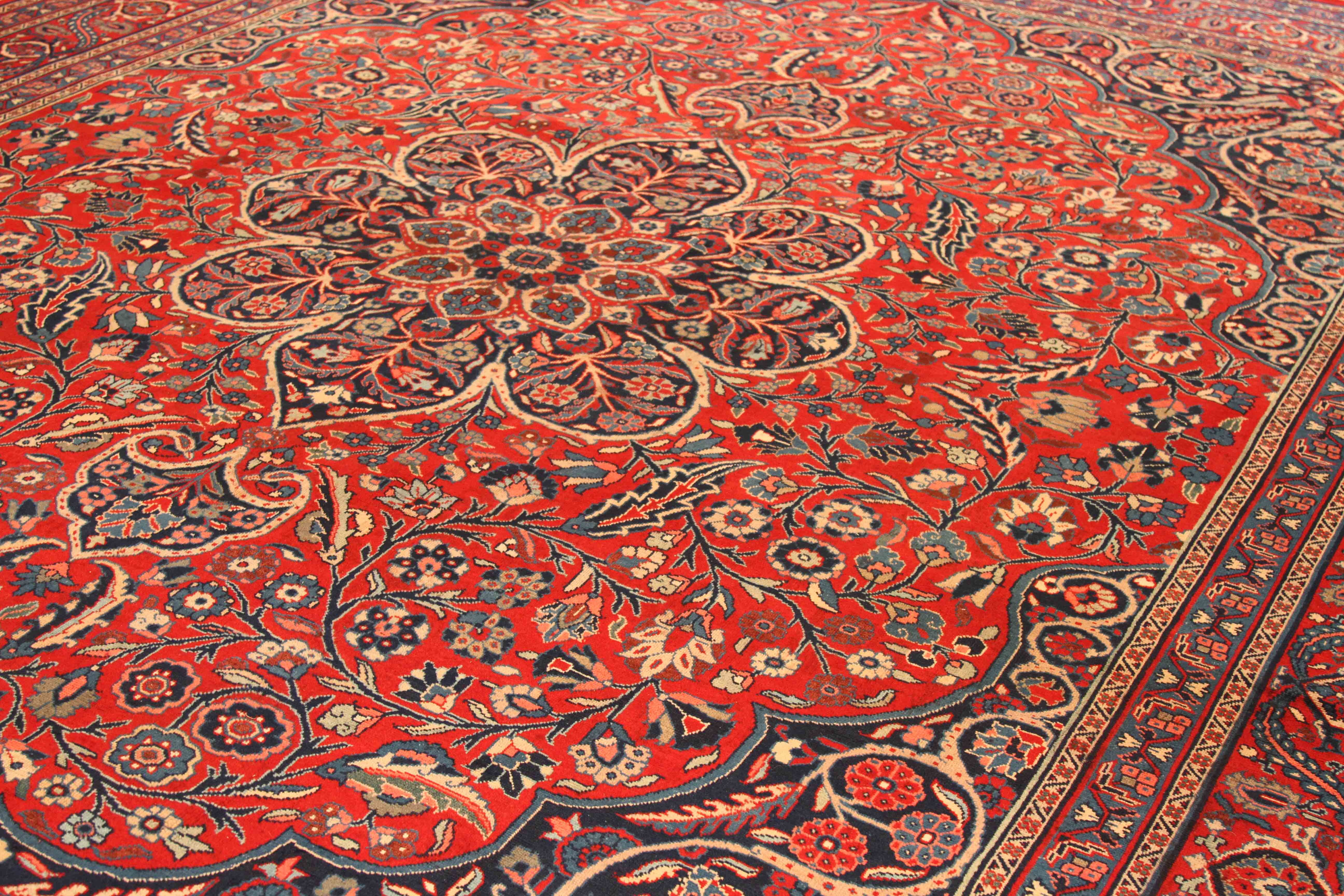 Thumbnail 2 for Antique Persian Isfahan Transitional Rug 70435