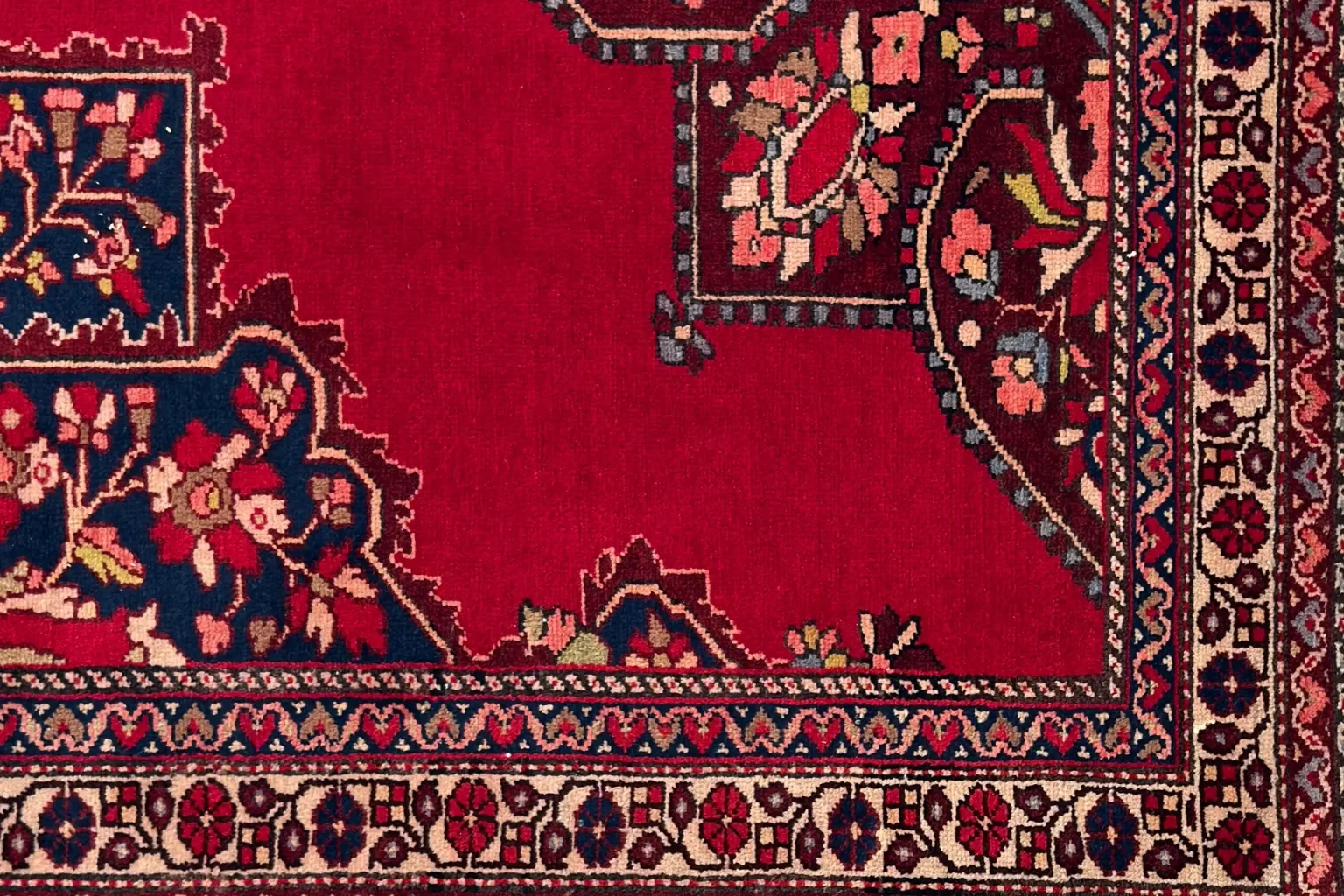 Thumbnail 2 for Persian Tafresh Traditional Rug 73262