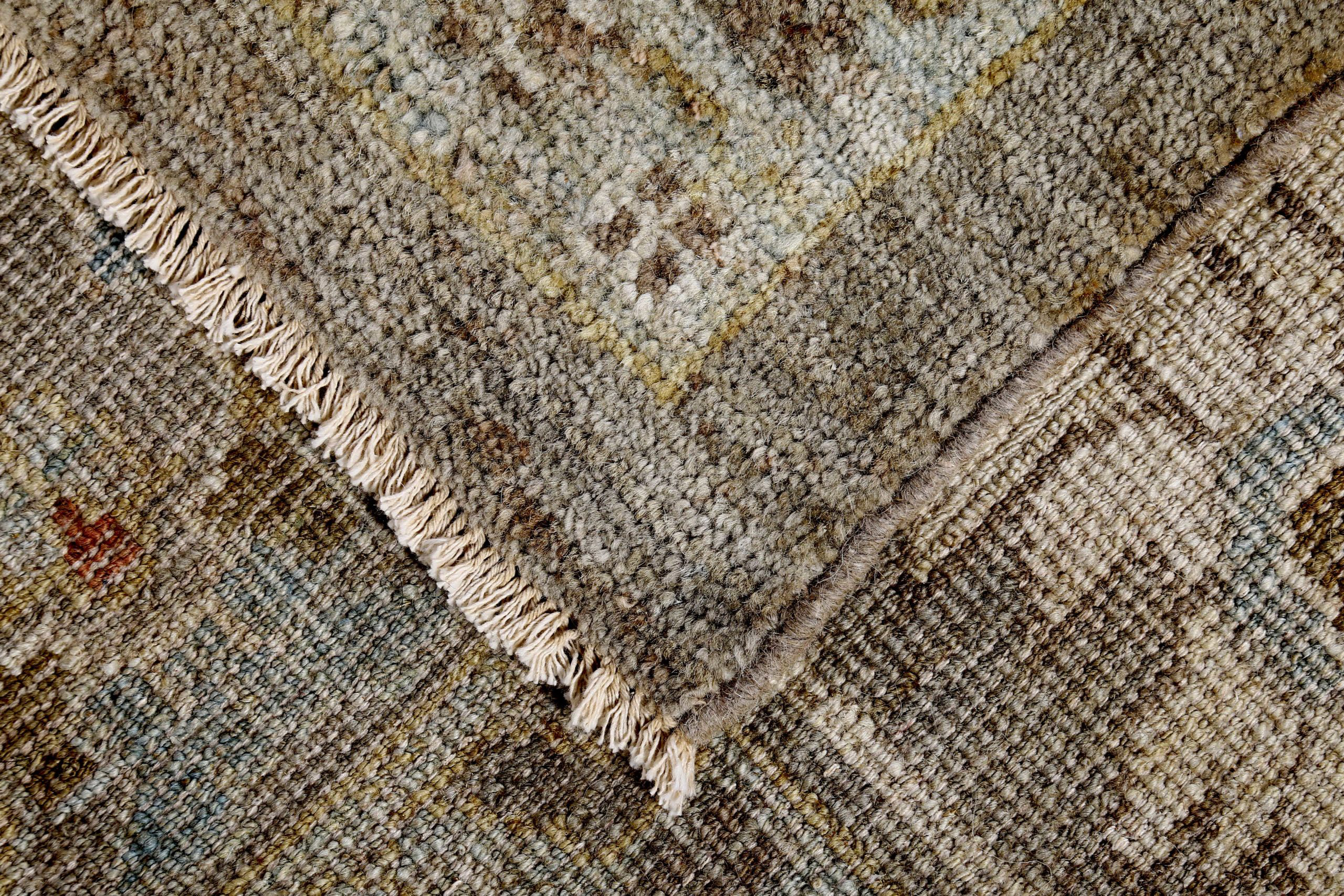 Thumbnail 4 for Persian Sultanabad Transitional Rug 89253