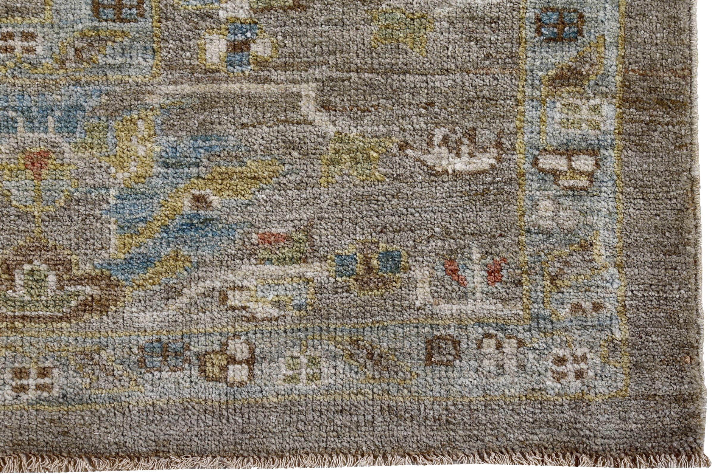 Thumbnail 3 for Persian Sultanabad Transitional Rug 89246