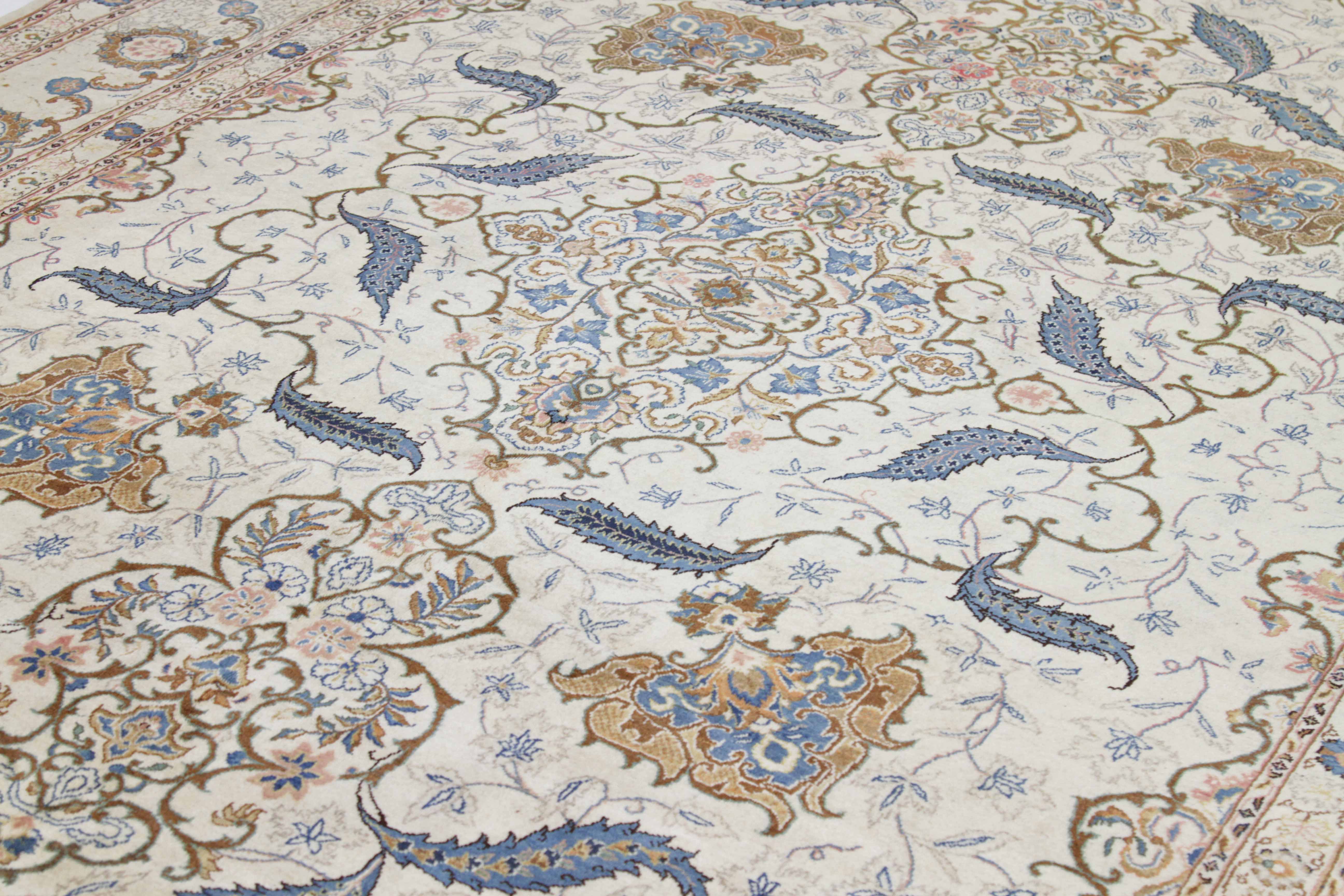 Thumbnail 8 for Persian Kashan Traditional Rug 10563