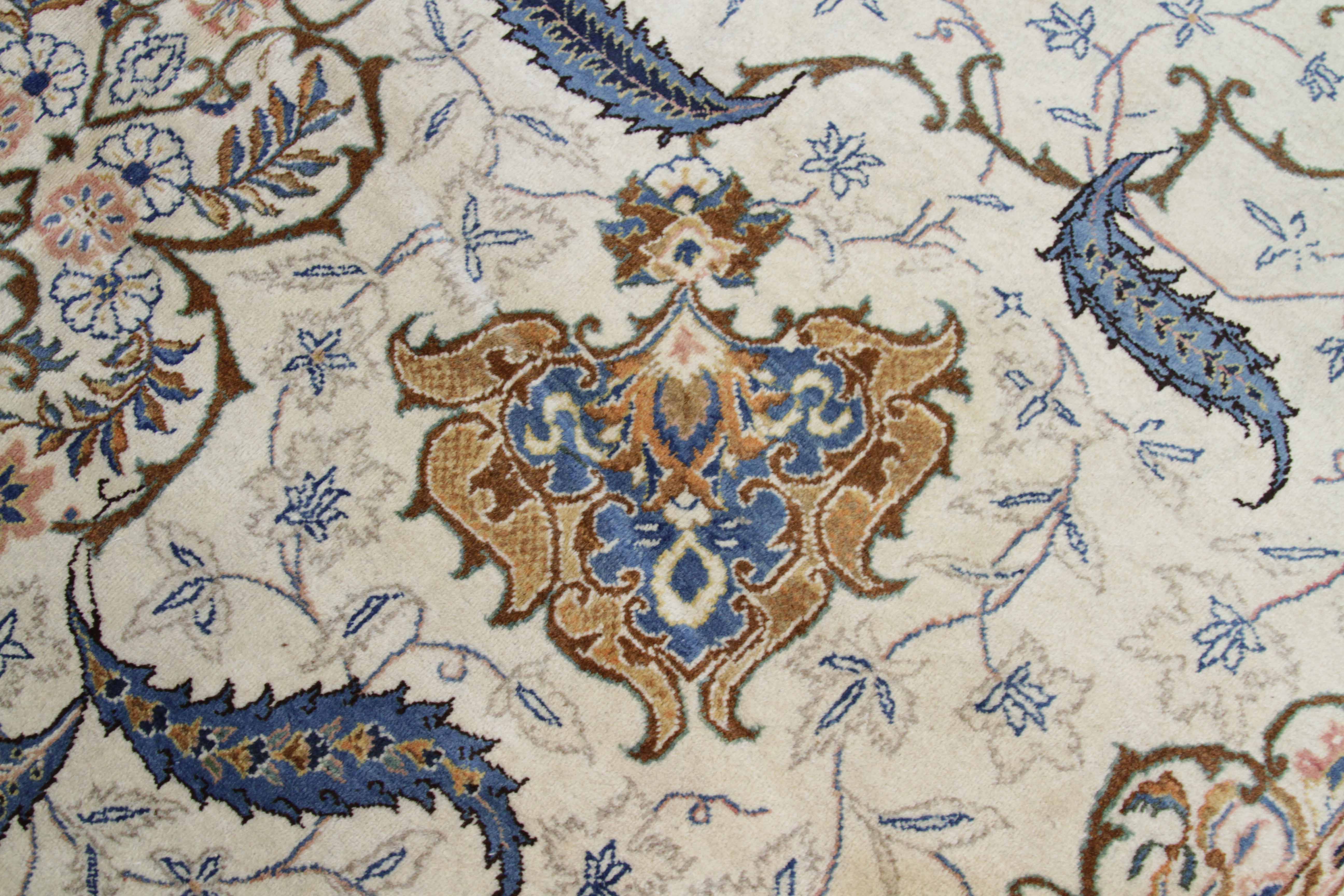 Thumbnail 10 for Persian Kashan Traditional Rug 10563