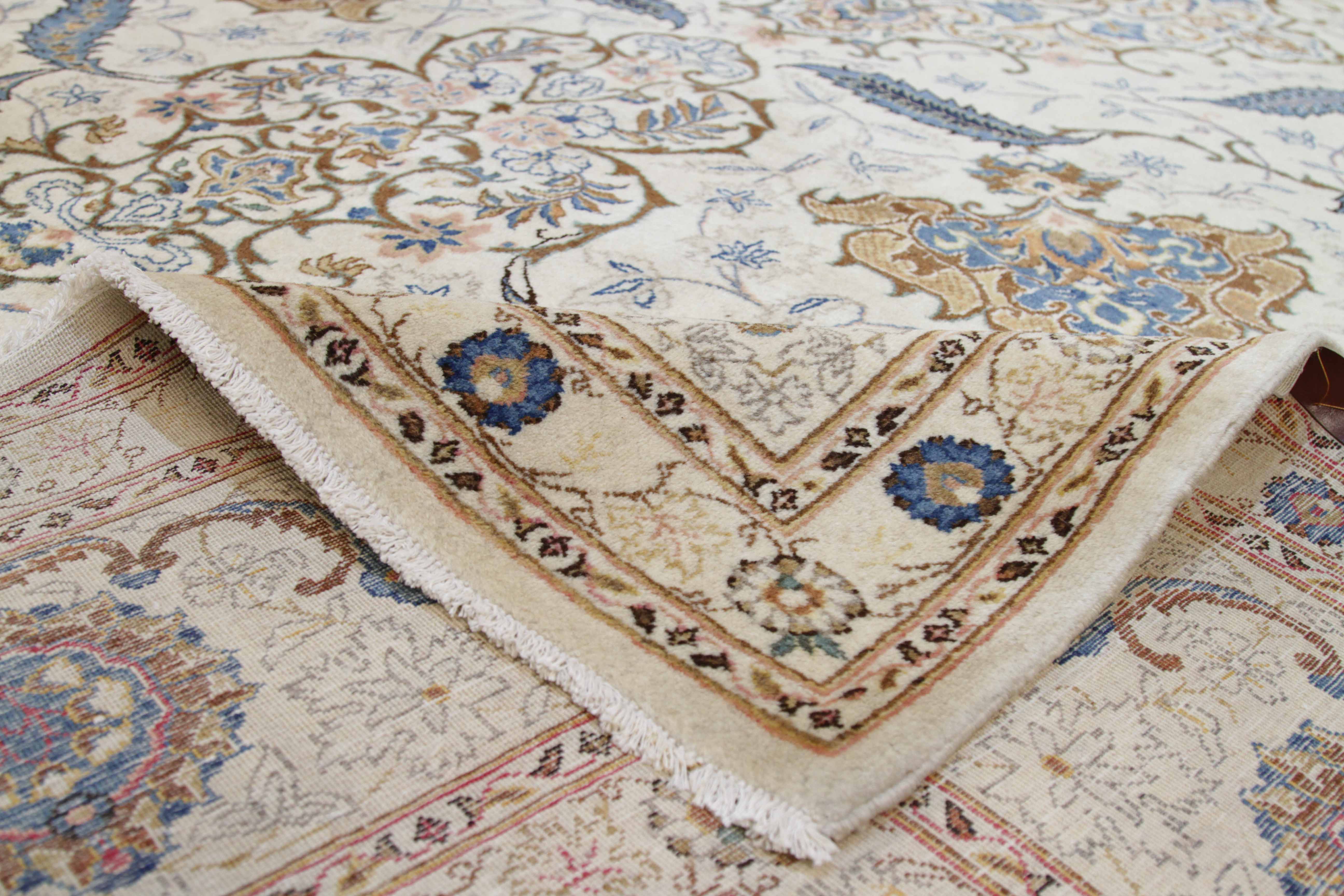 Thumbnail 14 for Persian Kashan Traditional Rug 10563