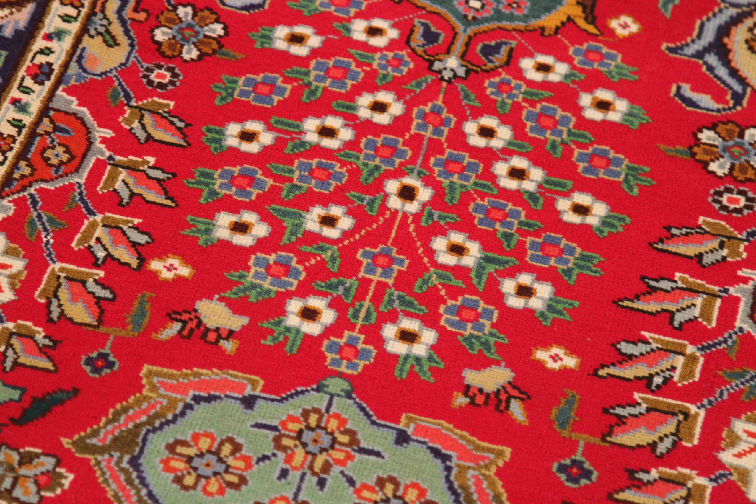 Thumbnail 4 for Antique Persian Tabriz Traditional Rug 70455