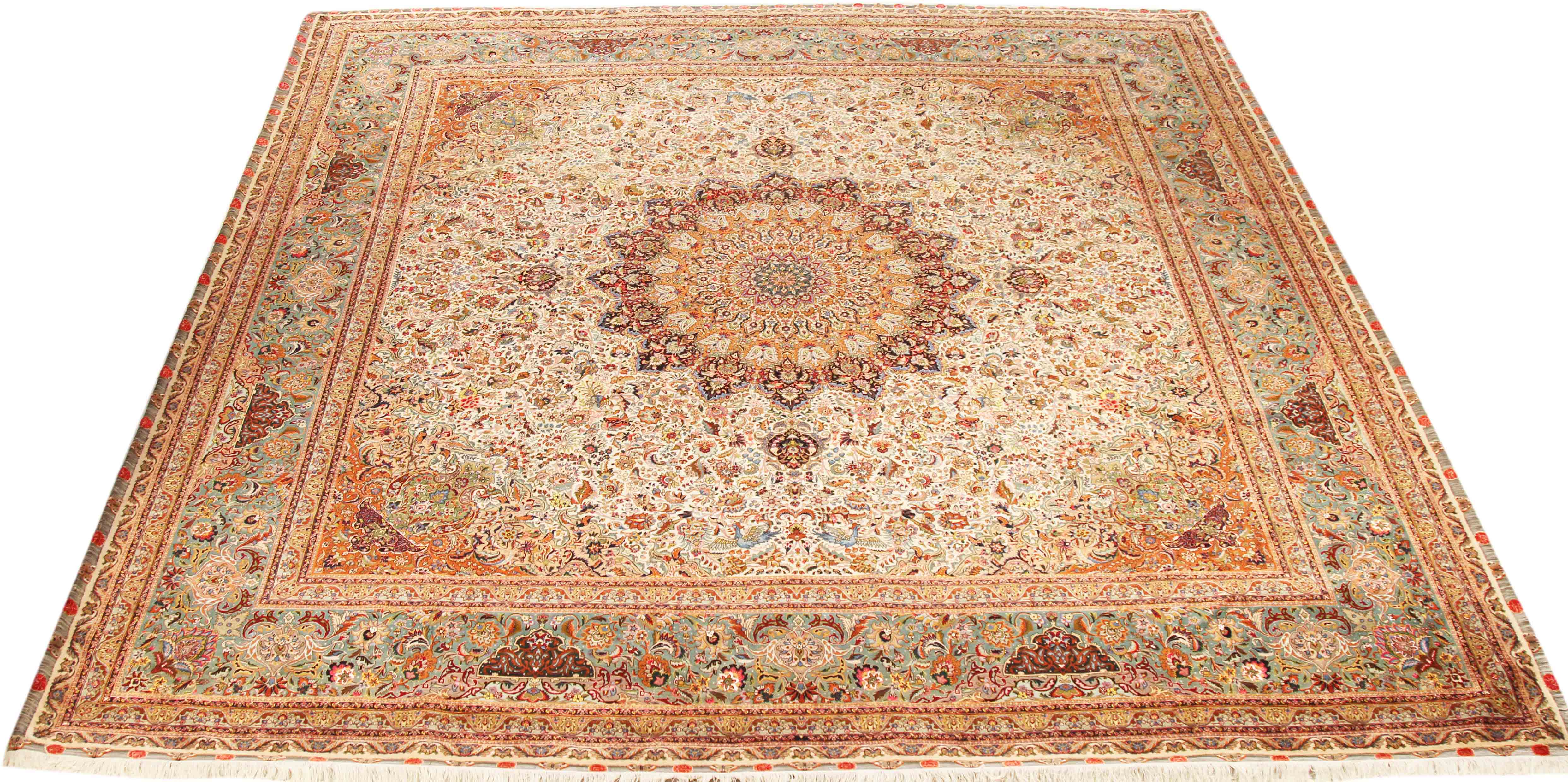 Thumbnail 5 for Antique Persian Tabriz Traditional Rug 70609