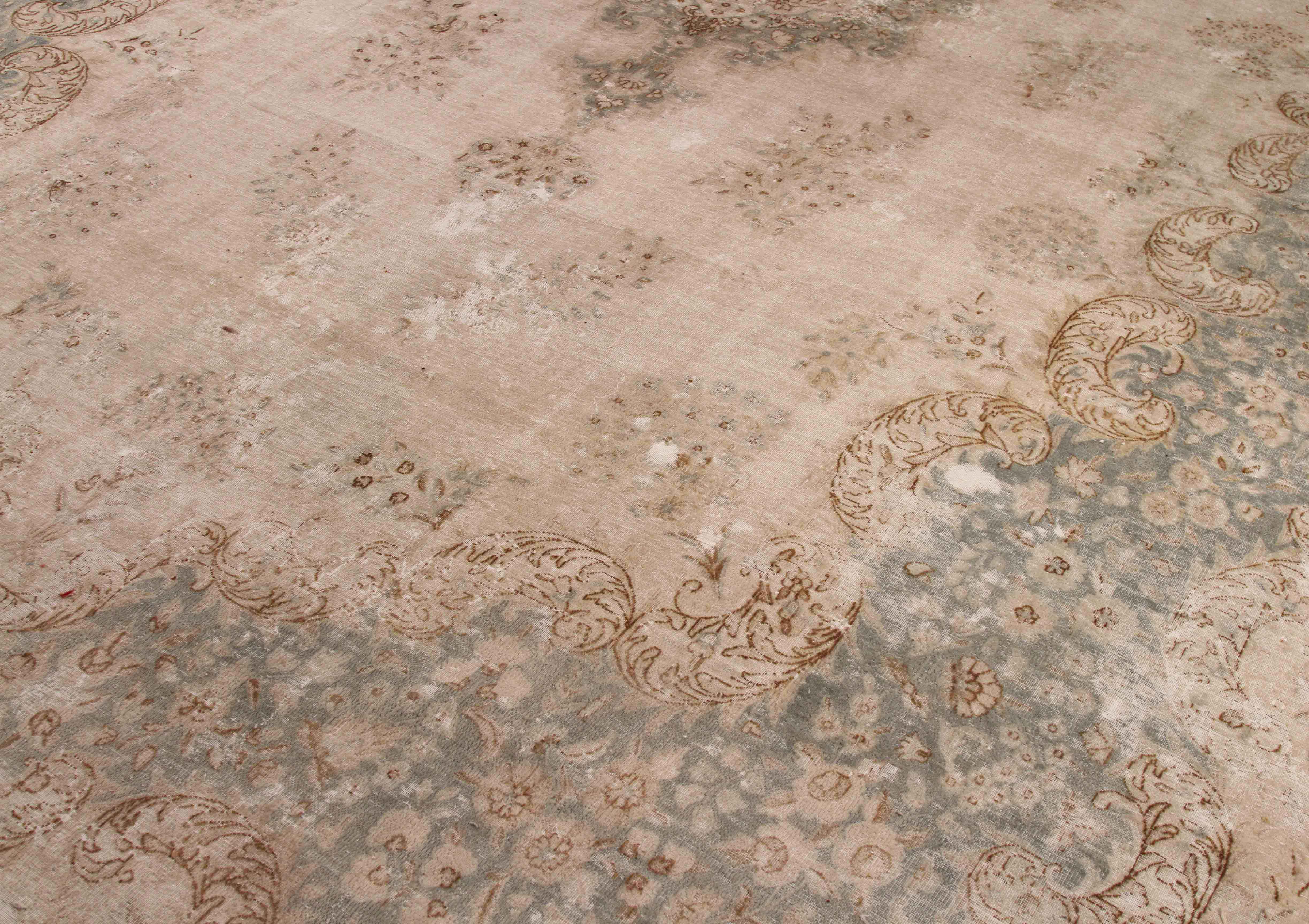 Thumbnail 4 for Antique Persian Kerman Transitional Rug 70626