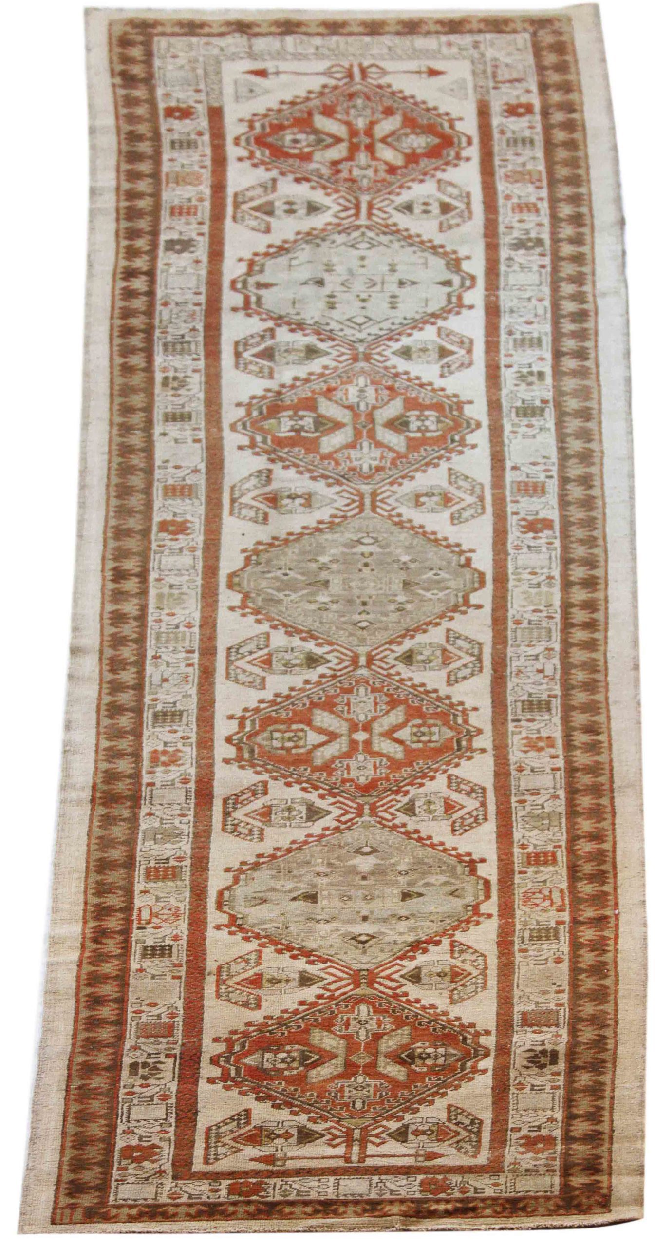 Thumbnail 7 for Antique Persian Sarab Traditional Rug 70621