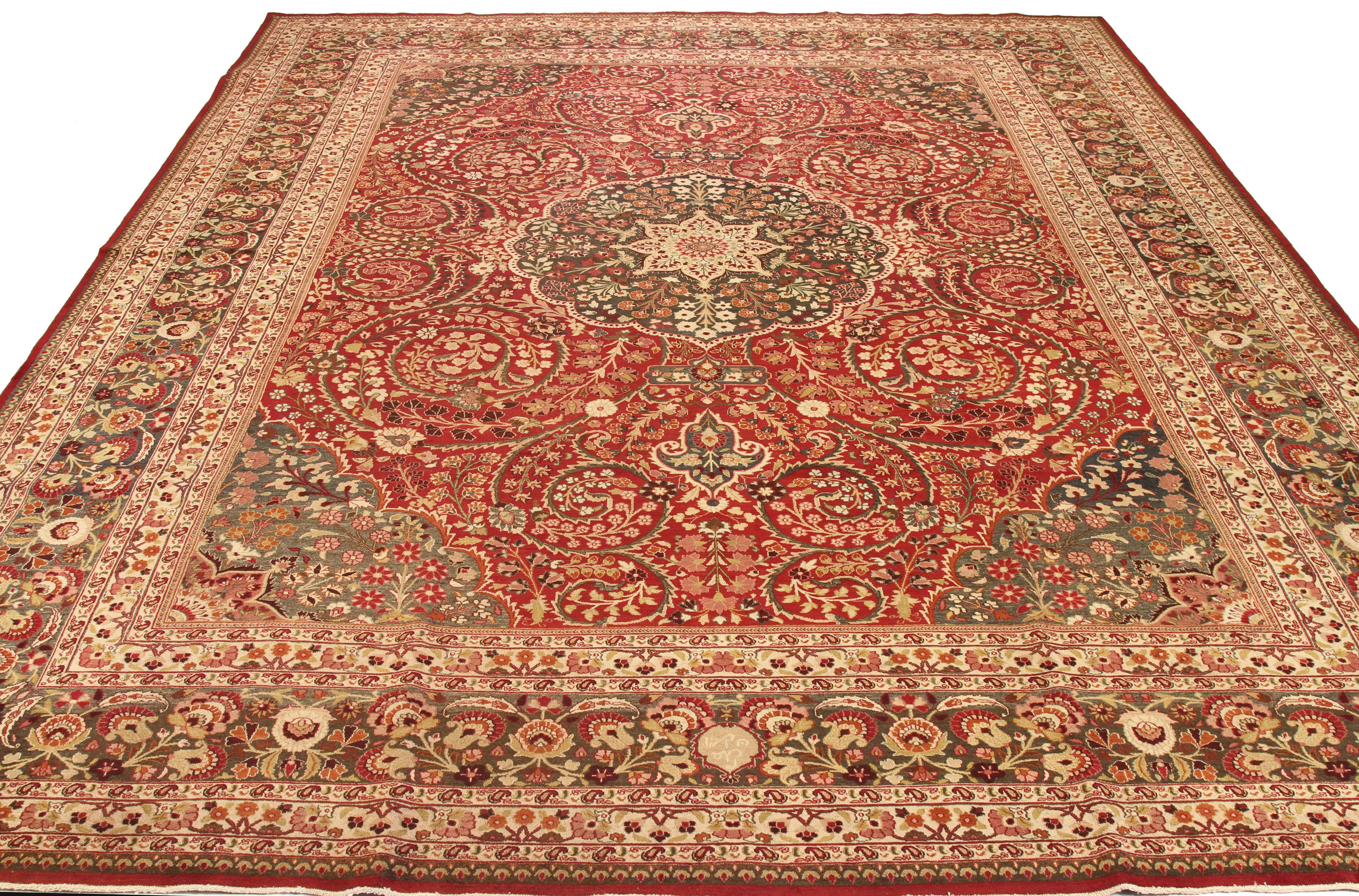 Thumbnail 2 for Antique Persian Mashad Traditional Rug 54104