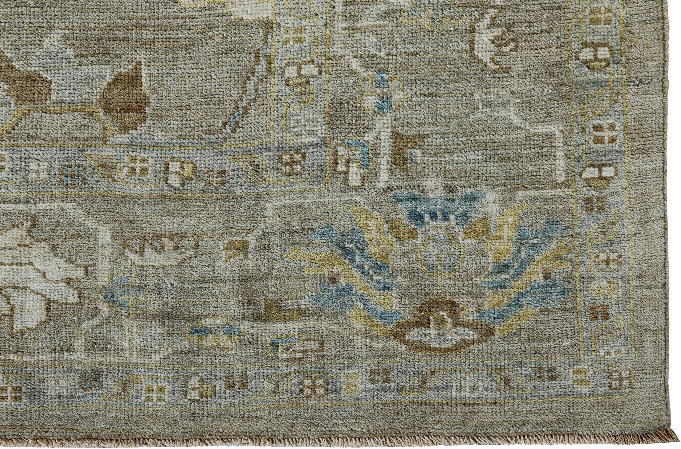 Thumbnail 4 for Persian Sultanabad Traditional Rug 89150