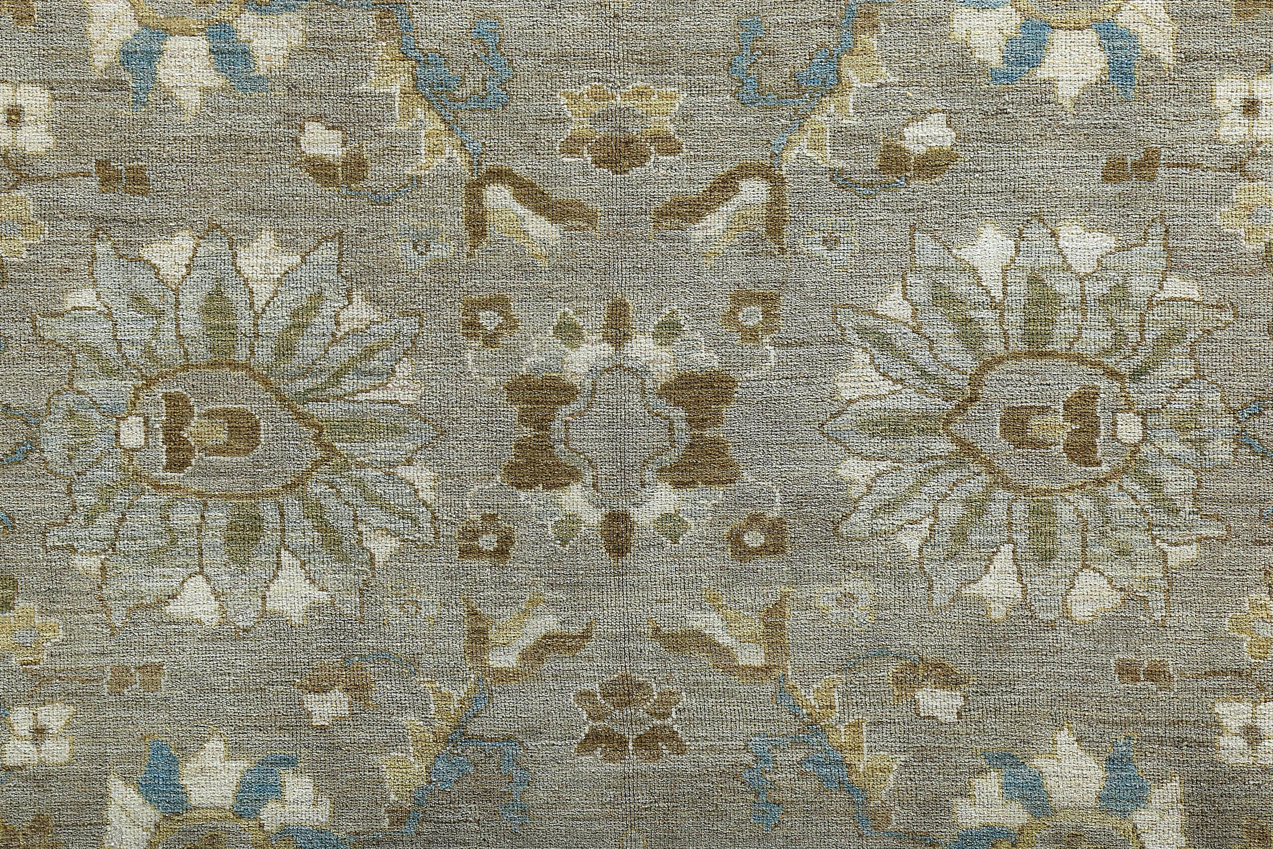 Thumbnail 2 for Persian Sultanabad Traditional Rug 89150