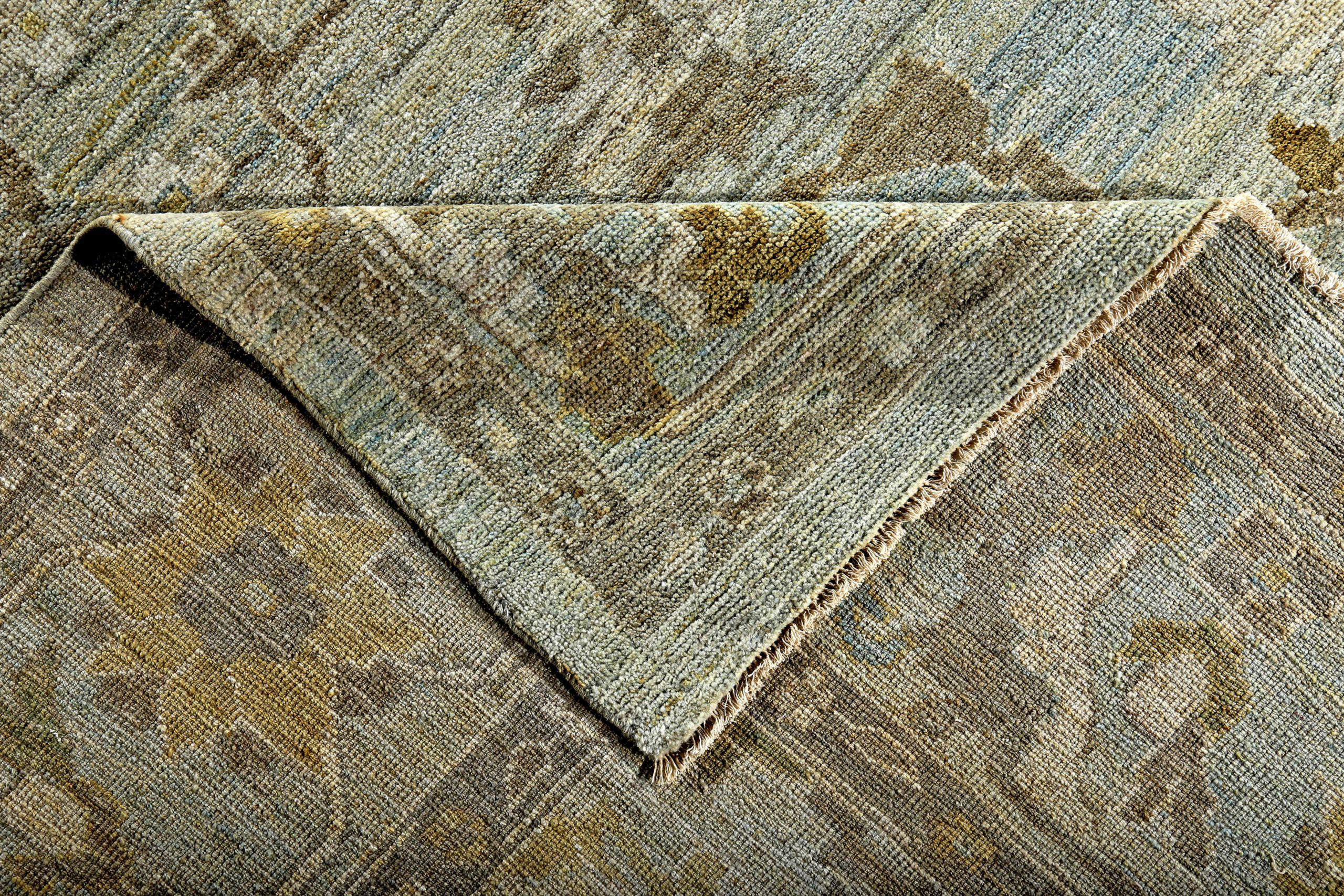 Thumbnail 2 for Persian Sultanabad Transitional Rug 89149