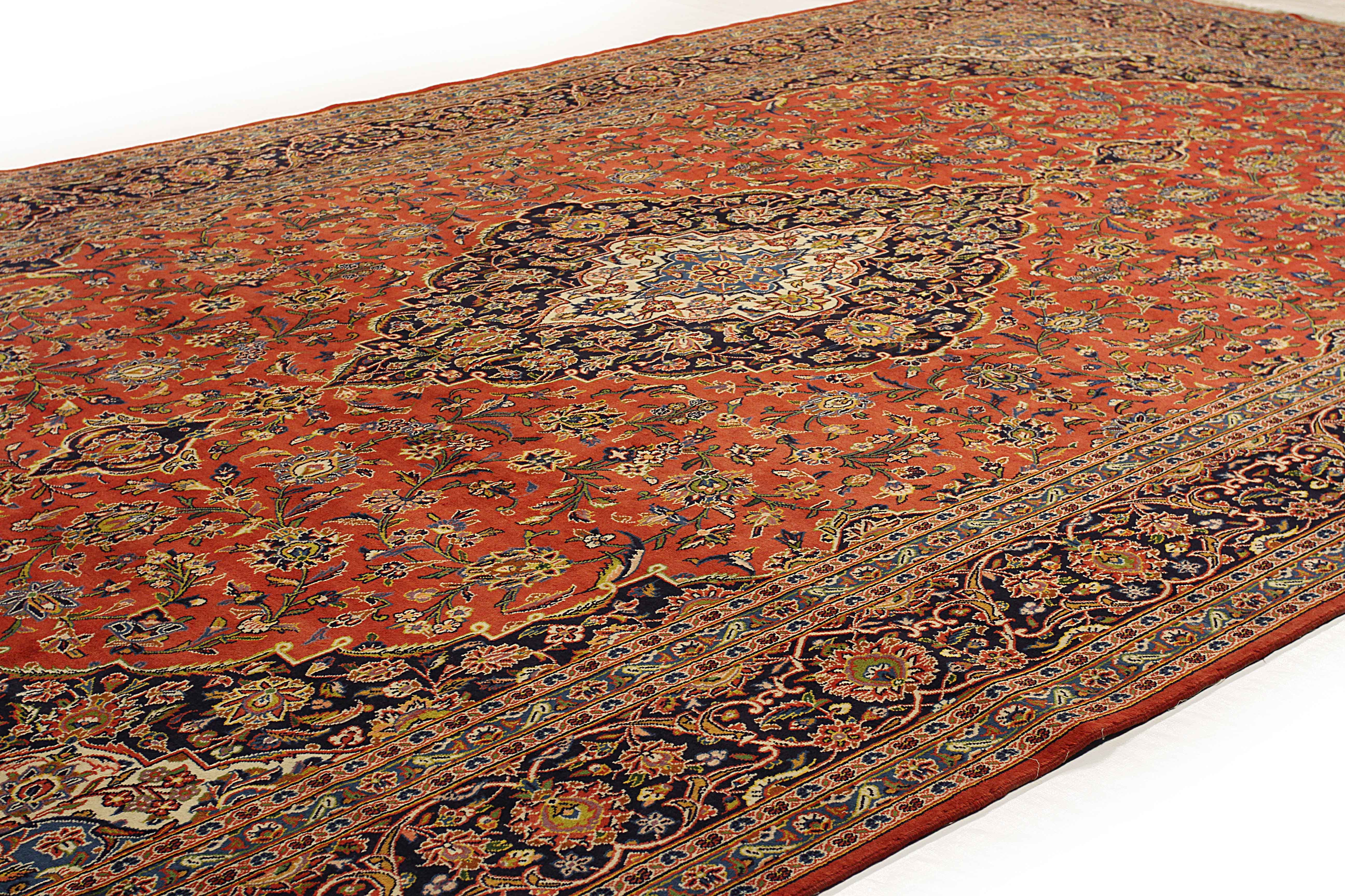 Thumbnail 3 for Antique Persian Kashan Traditional Rug 10691