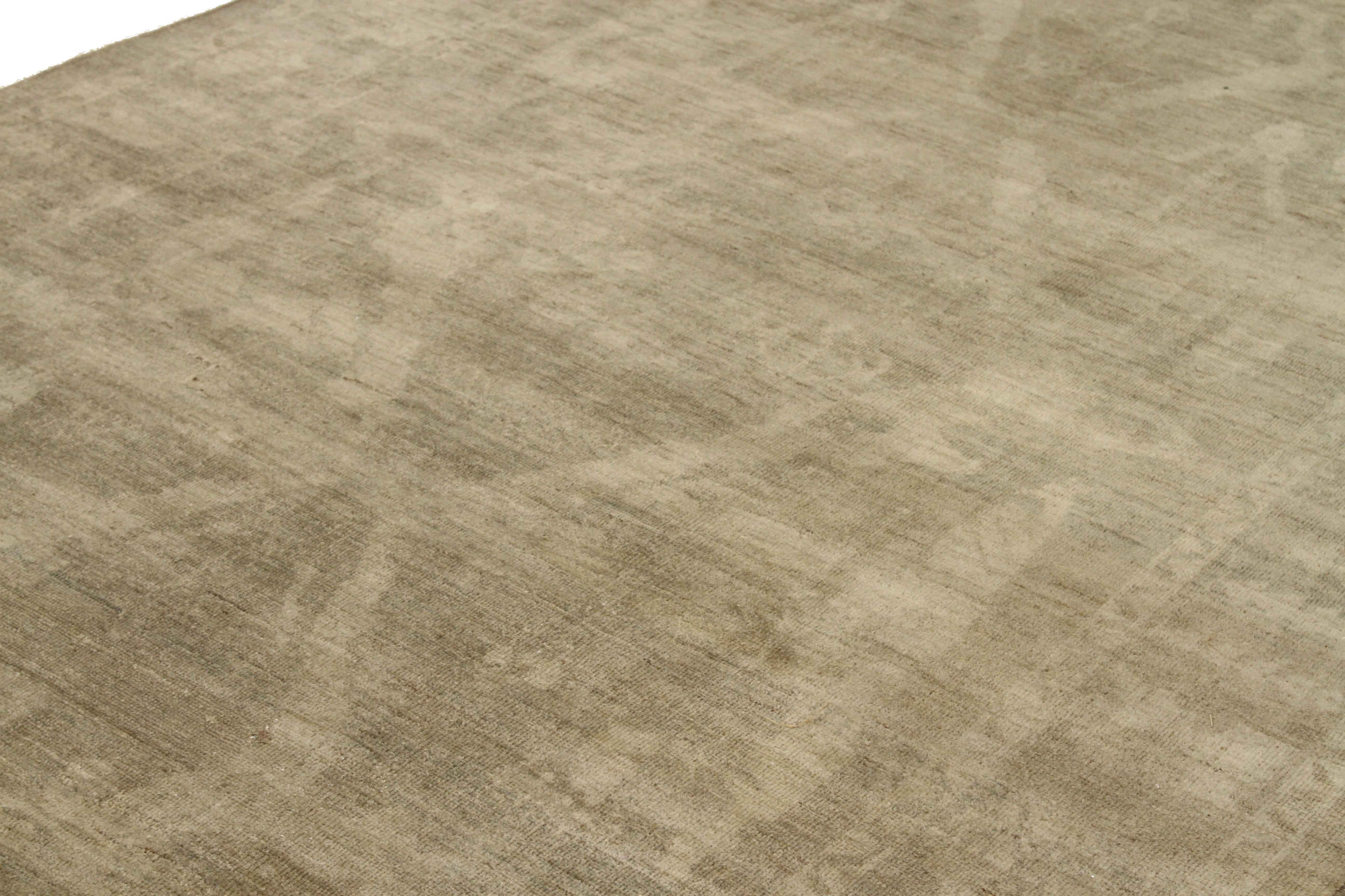 Thumbnail 3 for Persian Sultanabad Transitional Rug 65799