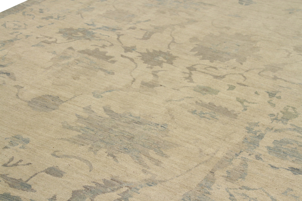 Thumbnail 6 for Persian Oushak Transitional Rug 66238