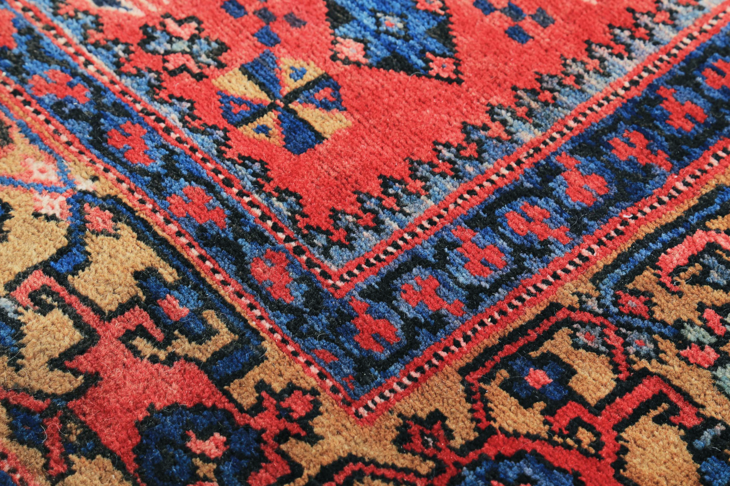 Thumbnail 4 for Antique Persian Azarbaijan Traditional Rug 89623