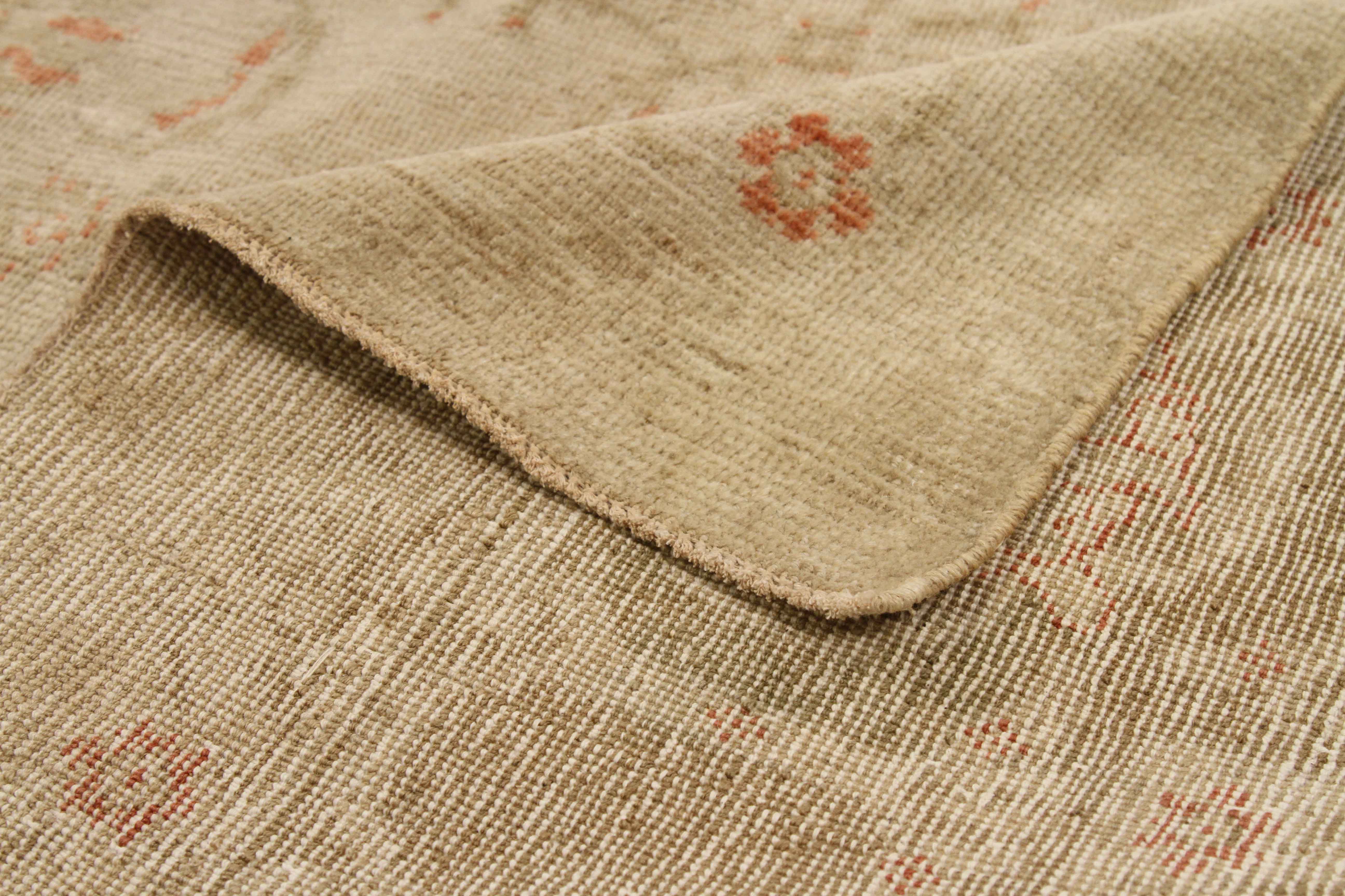 Thumbnail 3 for Persian Sultanabad Transitional Rug 66250