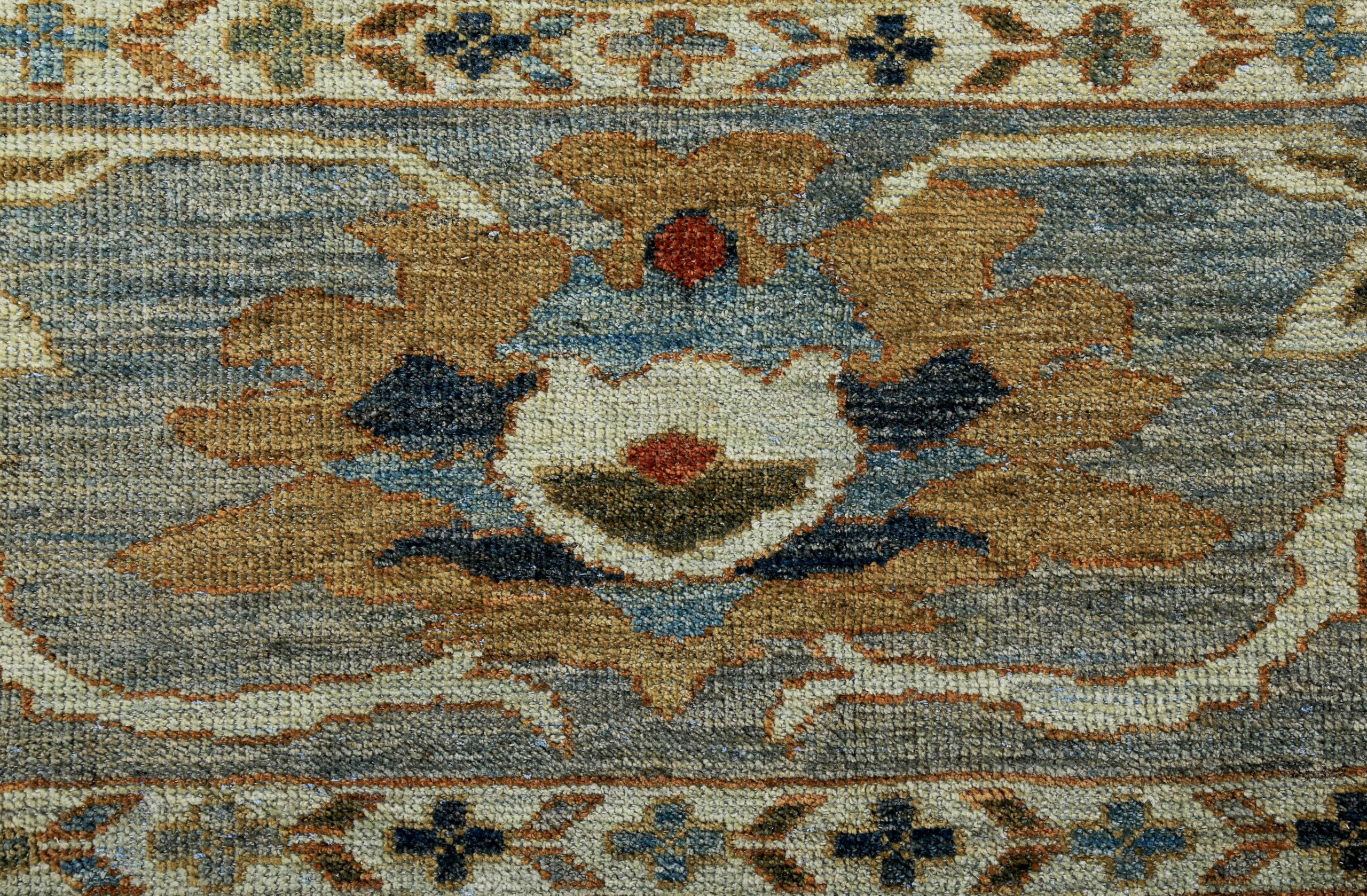 Thumbnail 3 for Persian Sultanabad Traditional Rug 89090