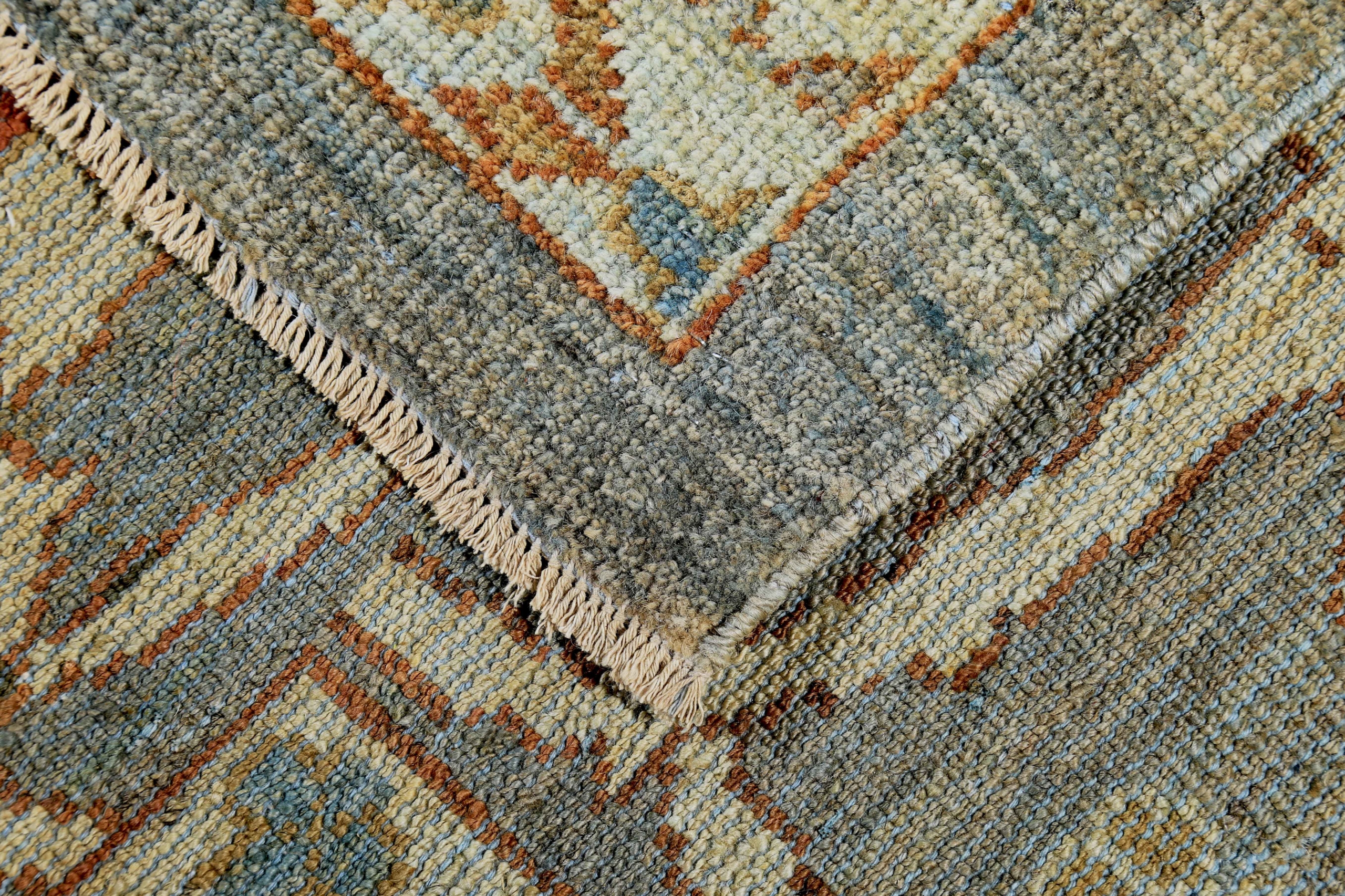 Thumbnail 4 for Persian Sultanabad Traditional Rug 89090