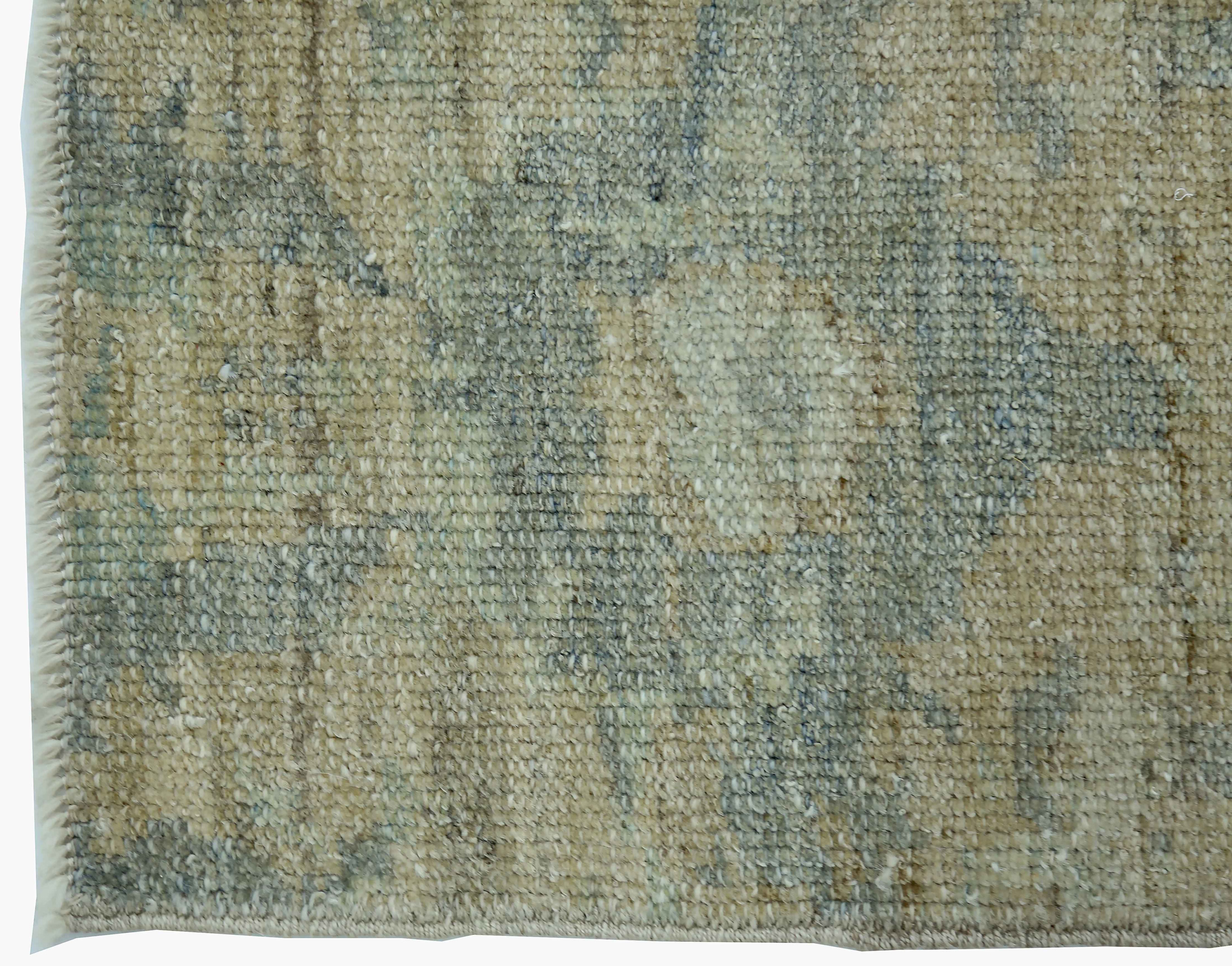 Thumbnail 3 for Persian Oushak Transitional Rug 89058