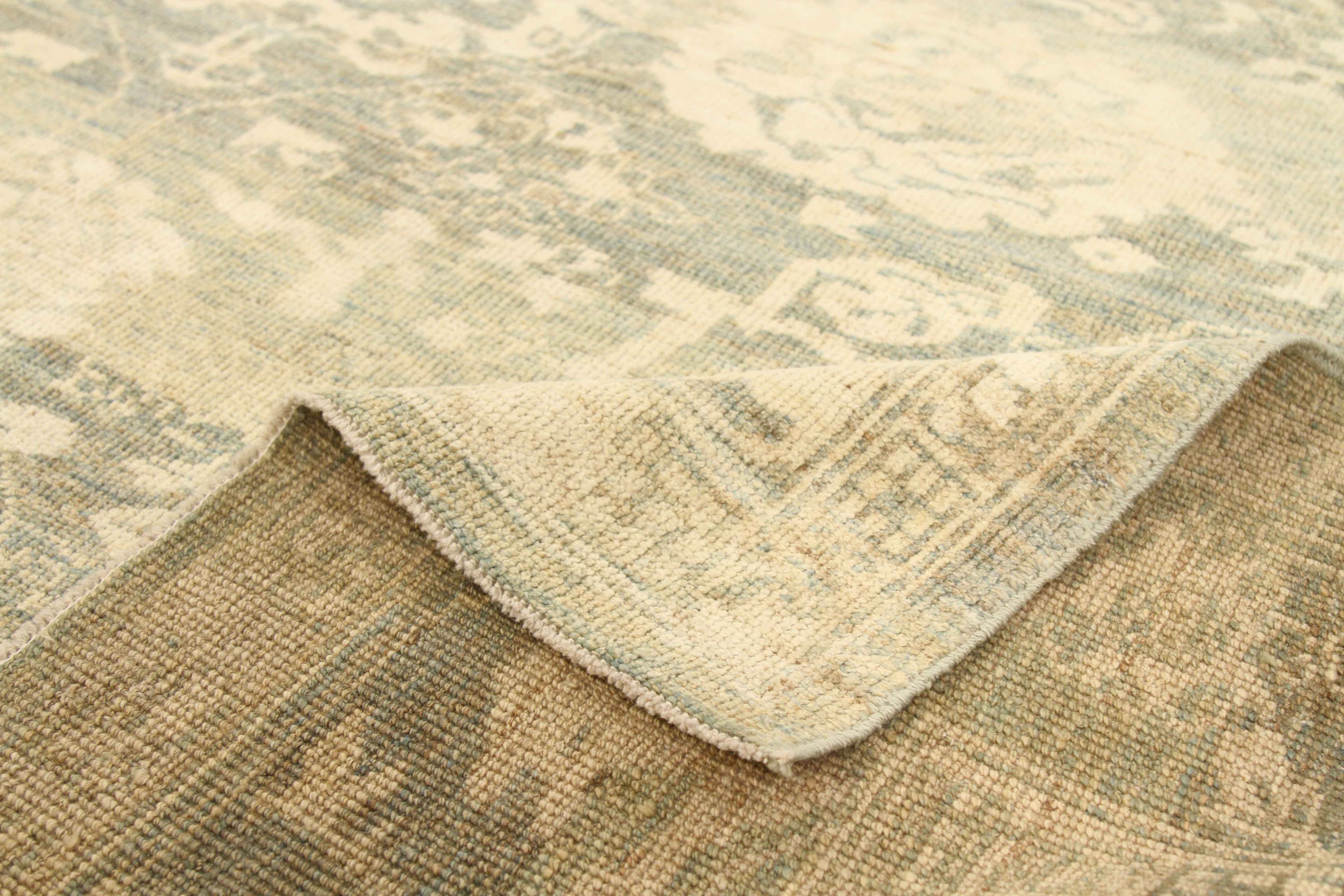 Thumbnail 5 for Persian Oushak Transitional Rug 66612