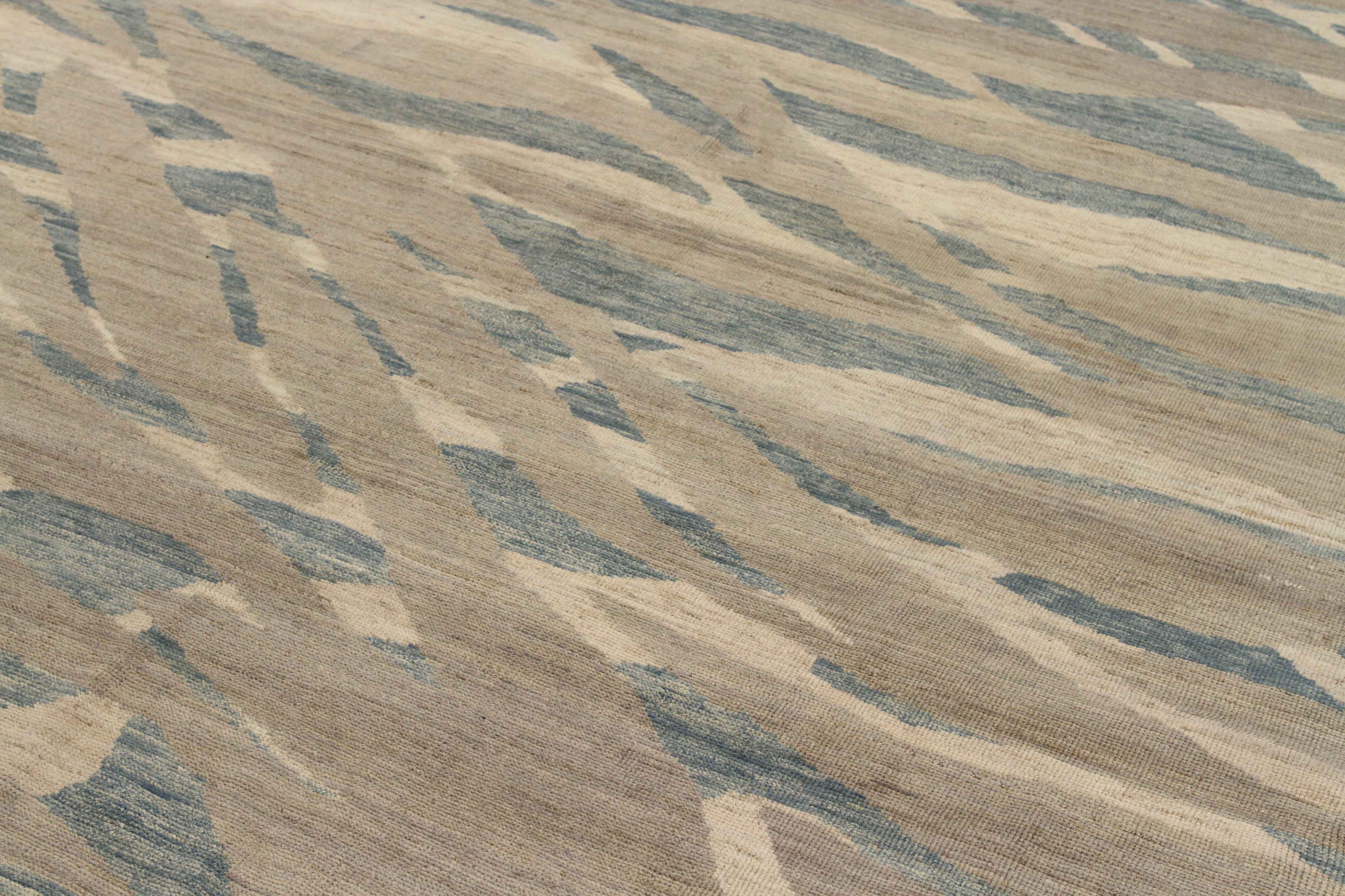 Thumbnail 2 for Persian Oushak Transitional Rug 66622